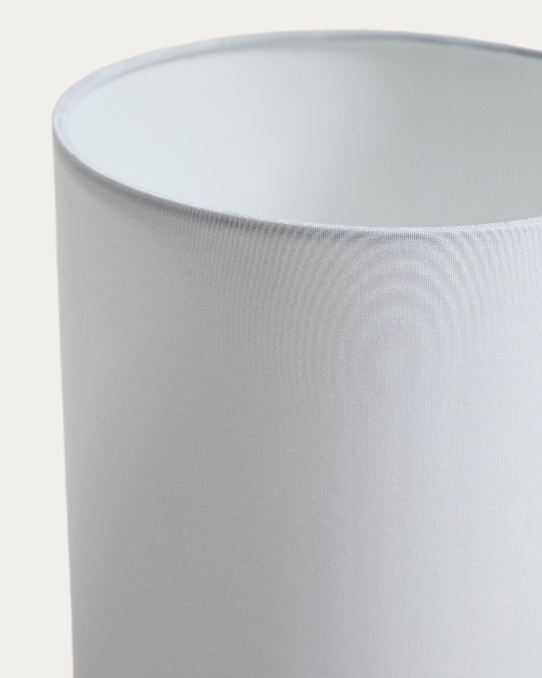 Eshe ceramic table lamp with white finish - Detail