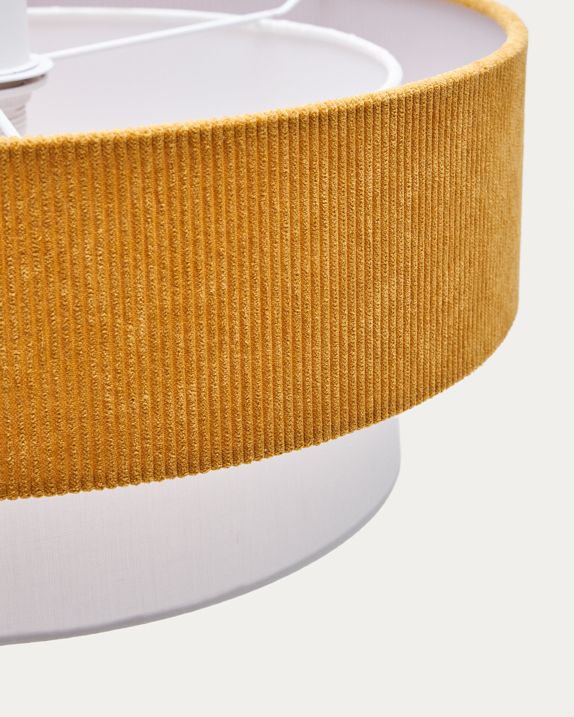 Bianella ceiling lamp in cotton and mustard corduroy, Ø 40 cm - Detail