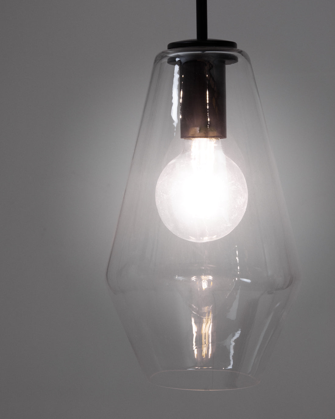 Mao glass ceiling lamp Ø 17 cm - Detail