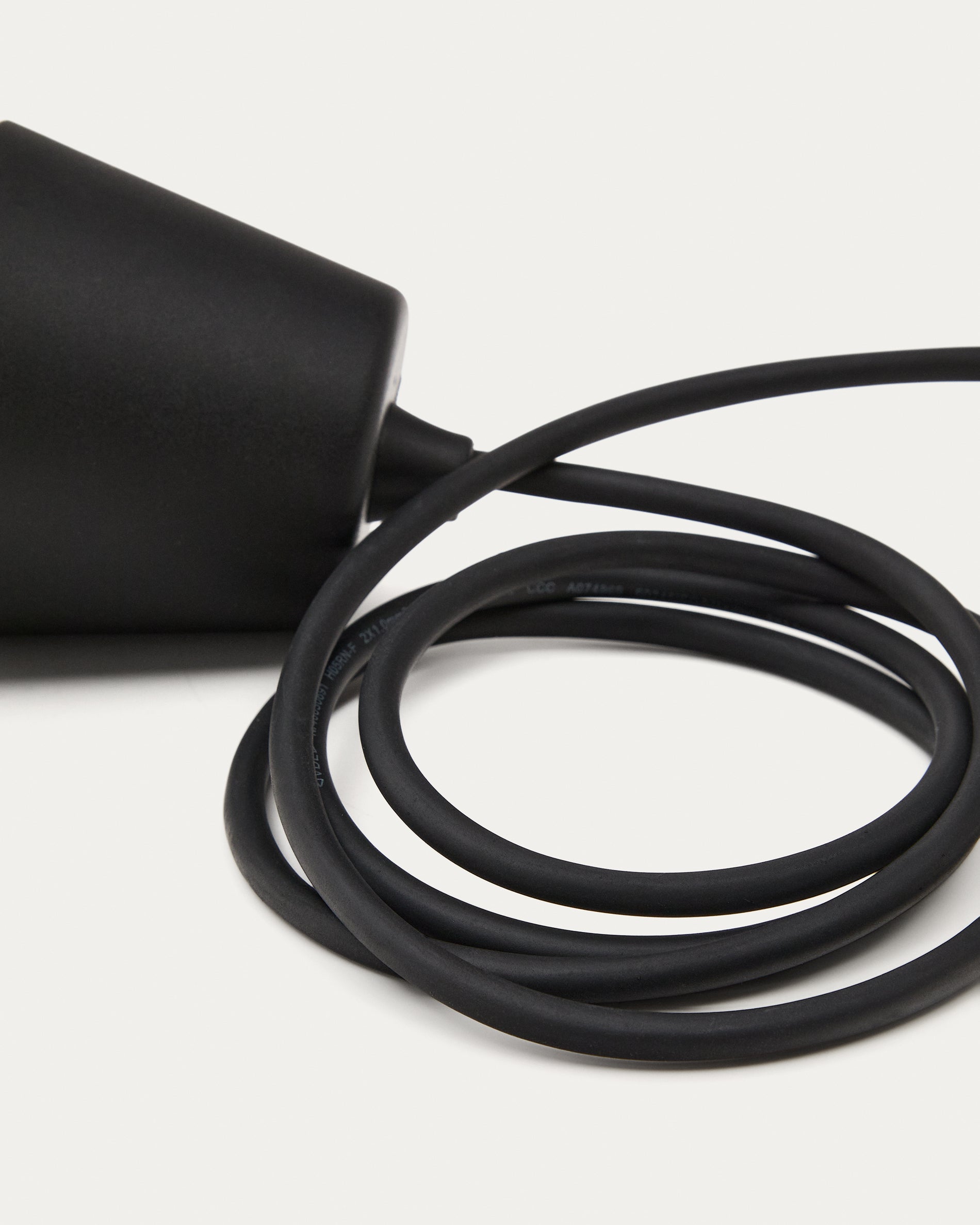 Albir black outdoor ceiling lamp mount - Detail