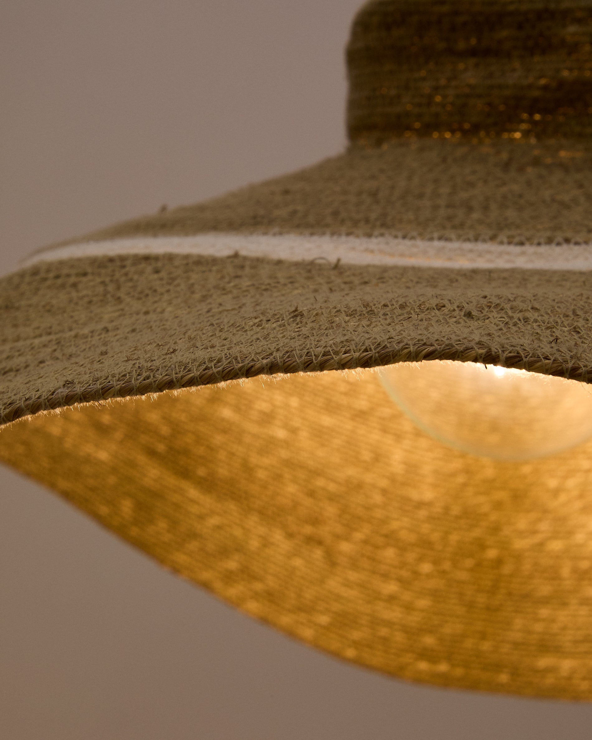 Albenya ceiling lamp made of natural fibres and cotton with a natural and white finish Ø 90 cm - Detail