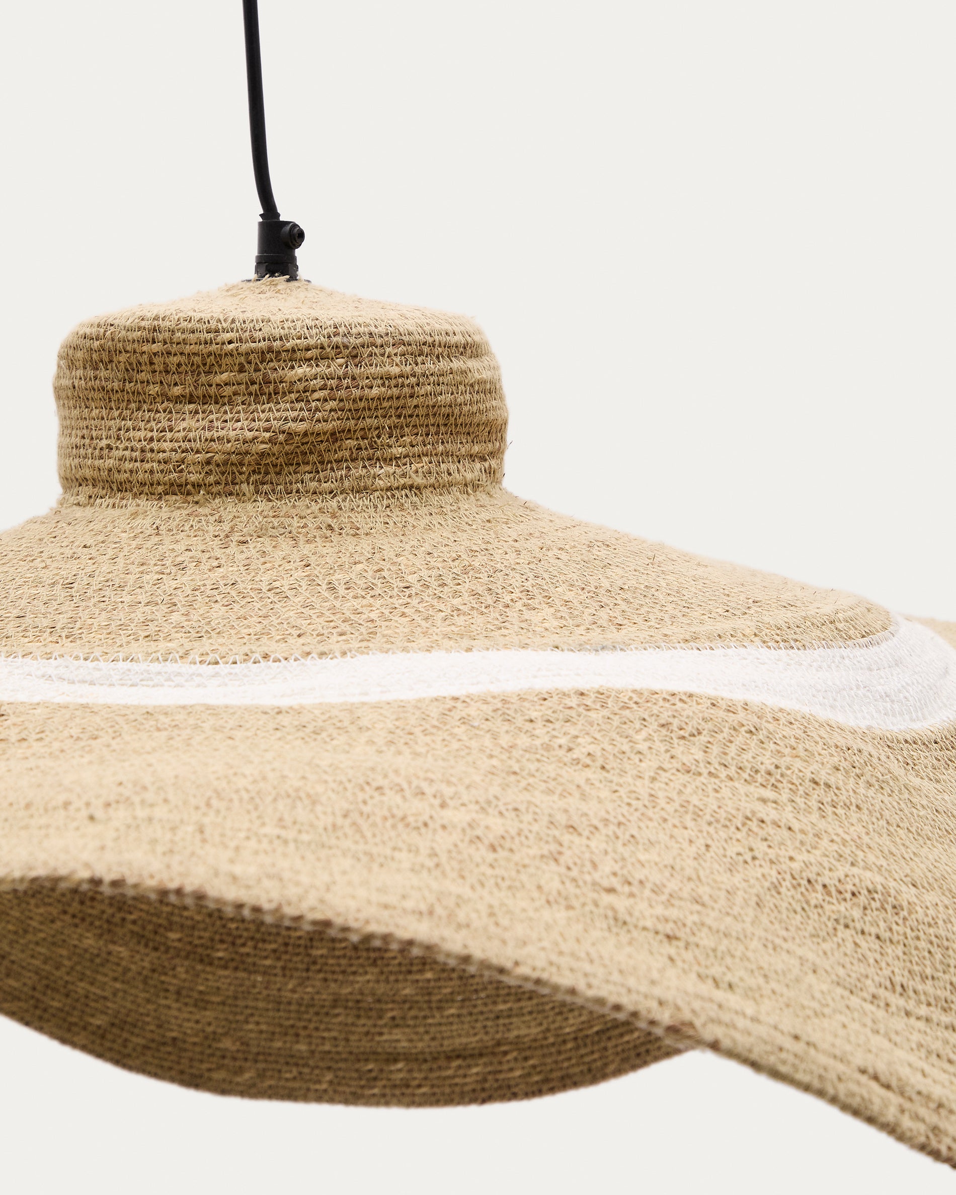 Albenya ceiling lamp made of natural fibres and cotton with a natural and white finish Ø 90 cm - Detail