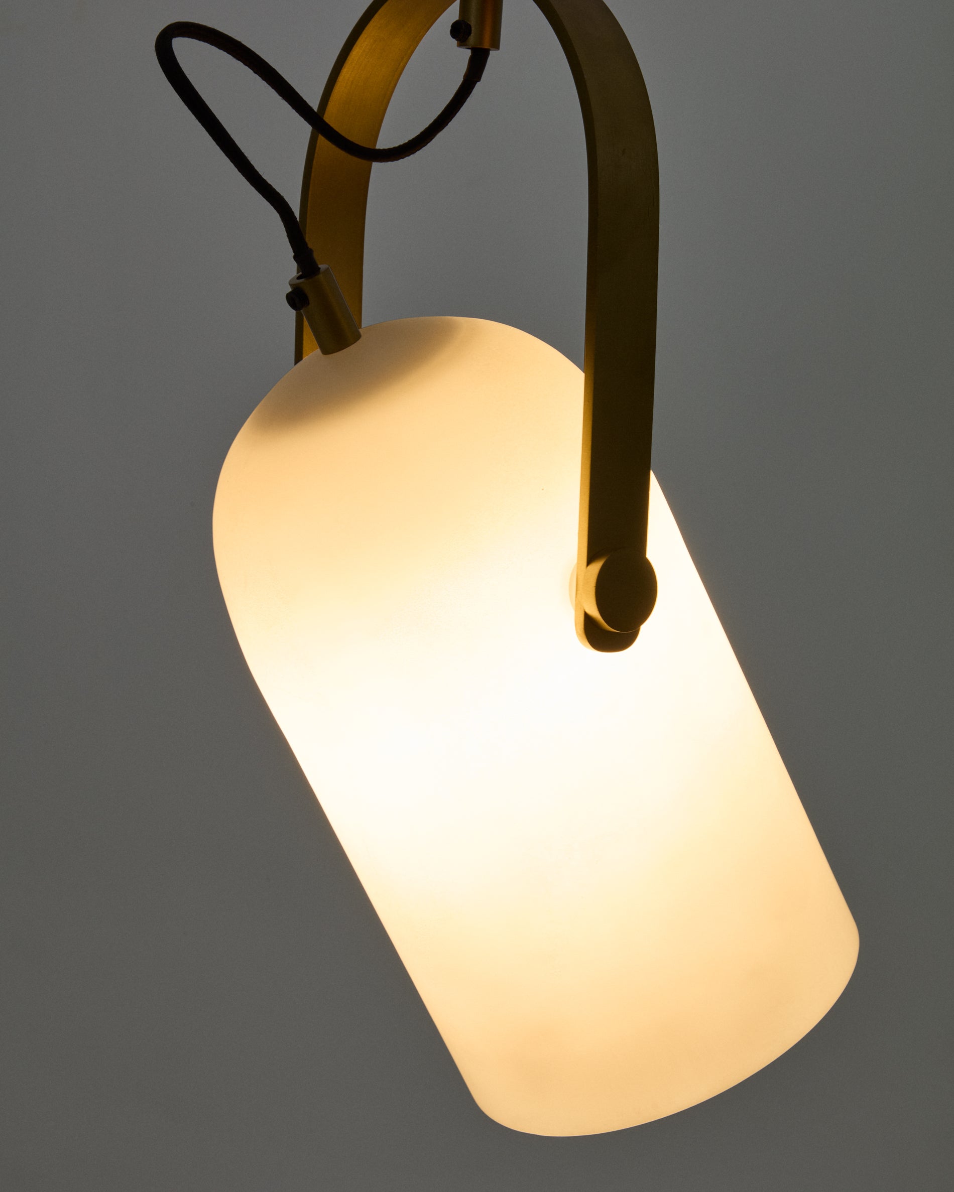Reisy ceiling lamp made of glazed glass, Ø14 cm - Detail