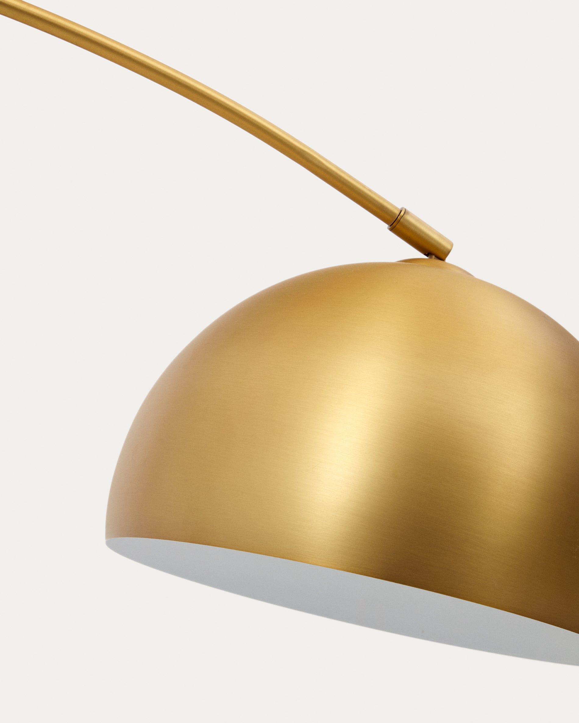 Madali metal floor lamp with brass and white marble finish