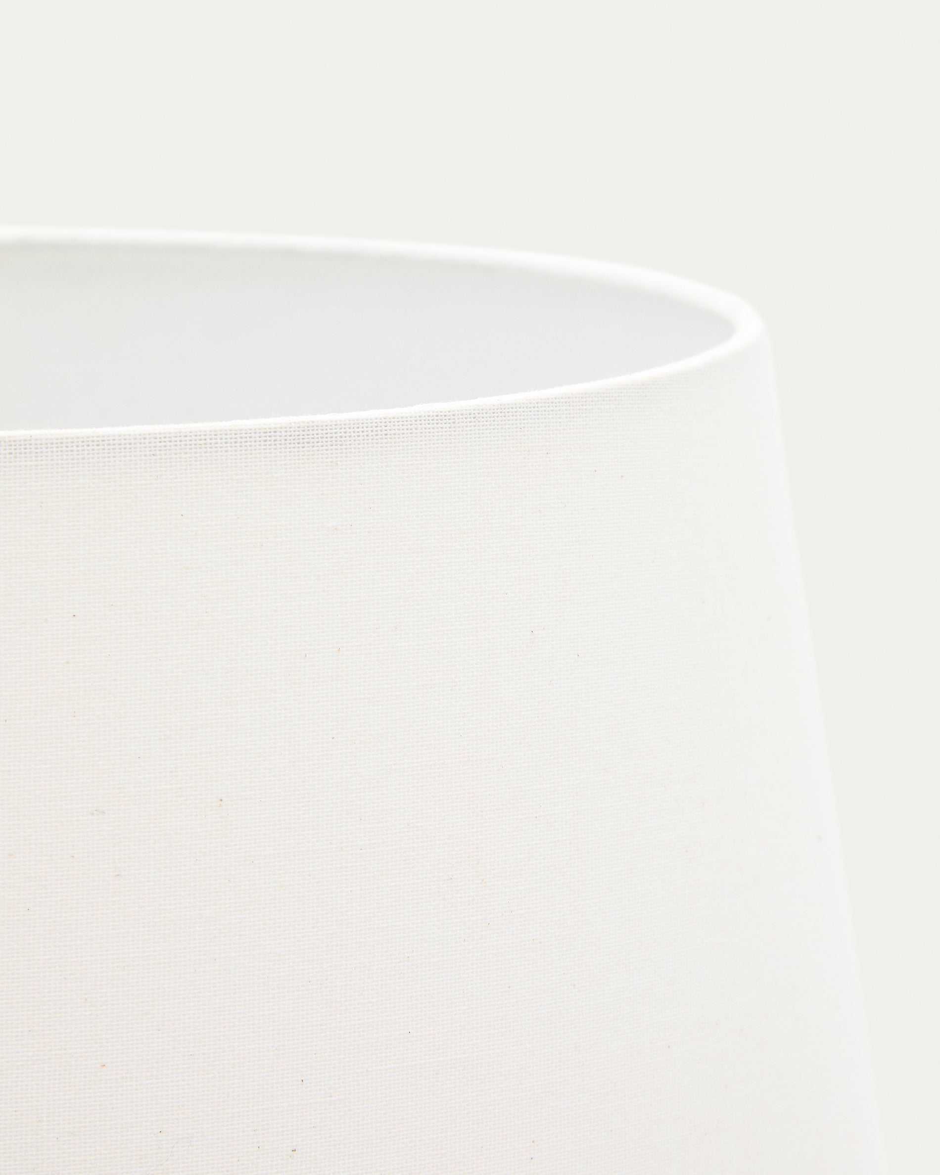 L0200027ADUKMM09_1D03