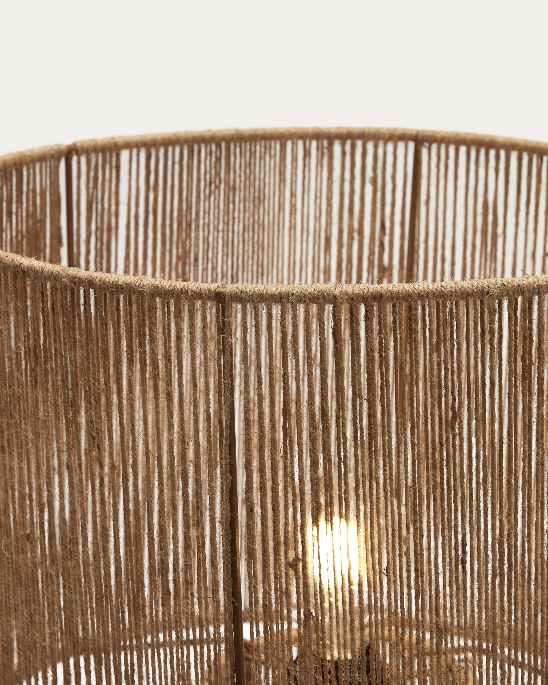 Pontos table lamp in jute with a natural finish - Detail