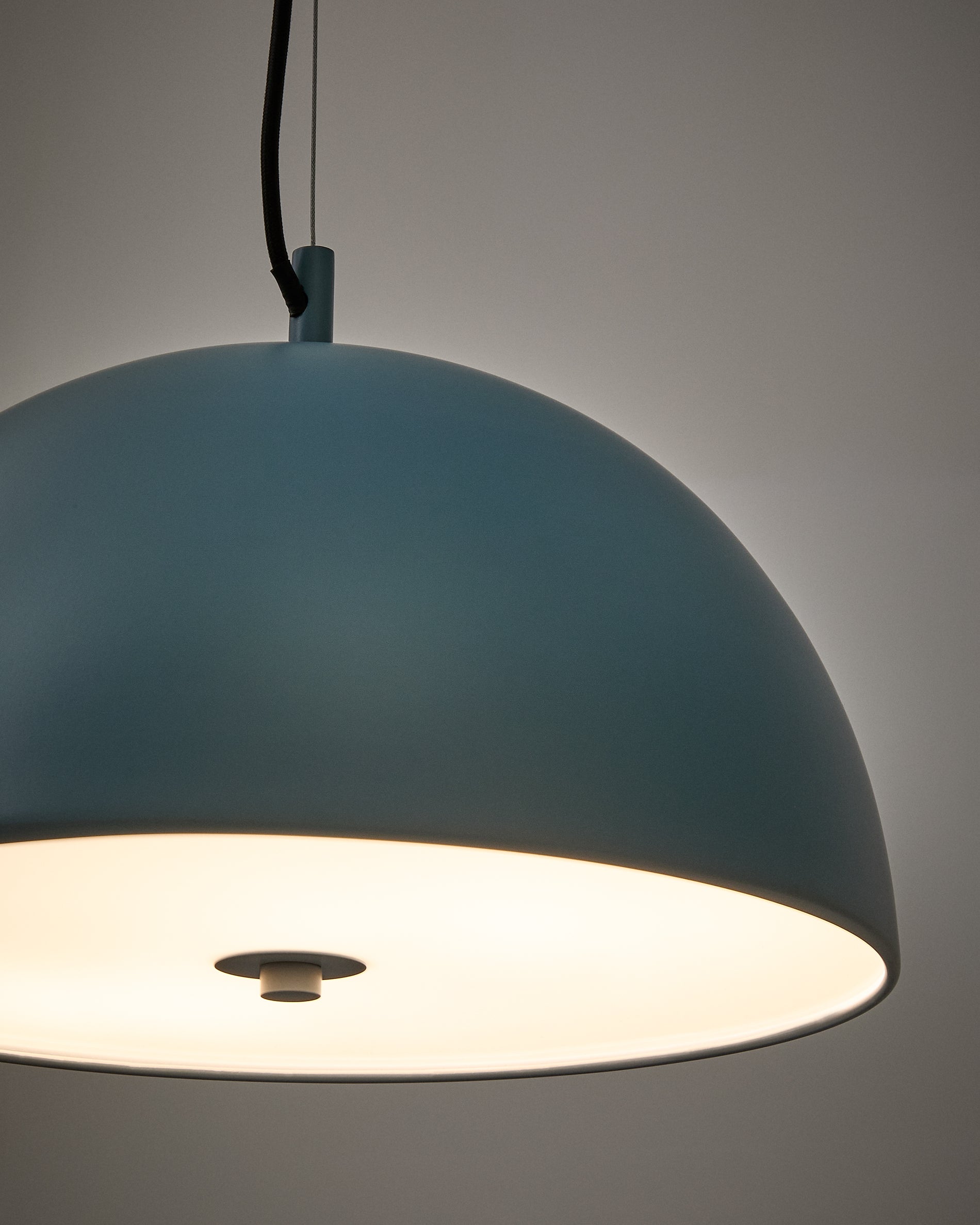 Catlar metal ceiling lamp in a blue painted finish Ø 40 cm - Detail