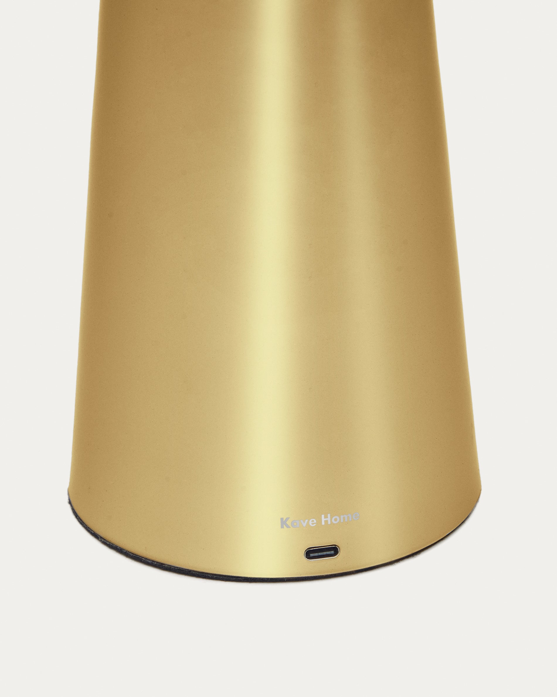 Arenys large metal table lamp in a gold painted finish - Detail