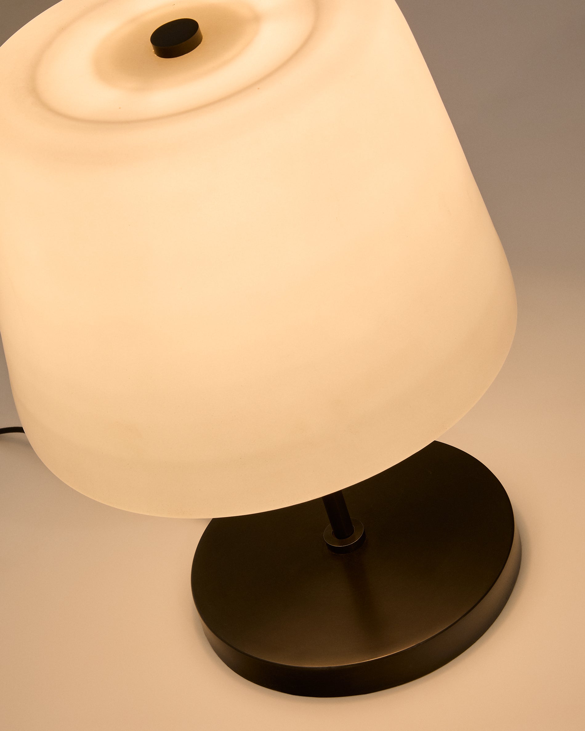 Nefar table lamp made of glazed glass and zinc - Detail