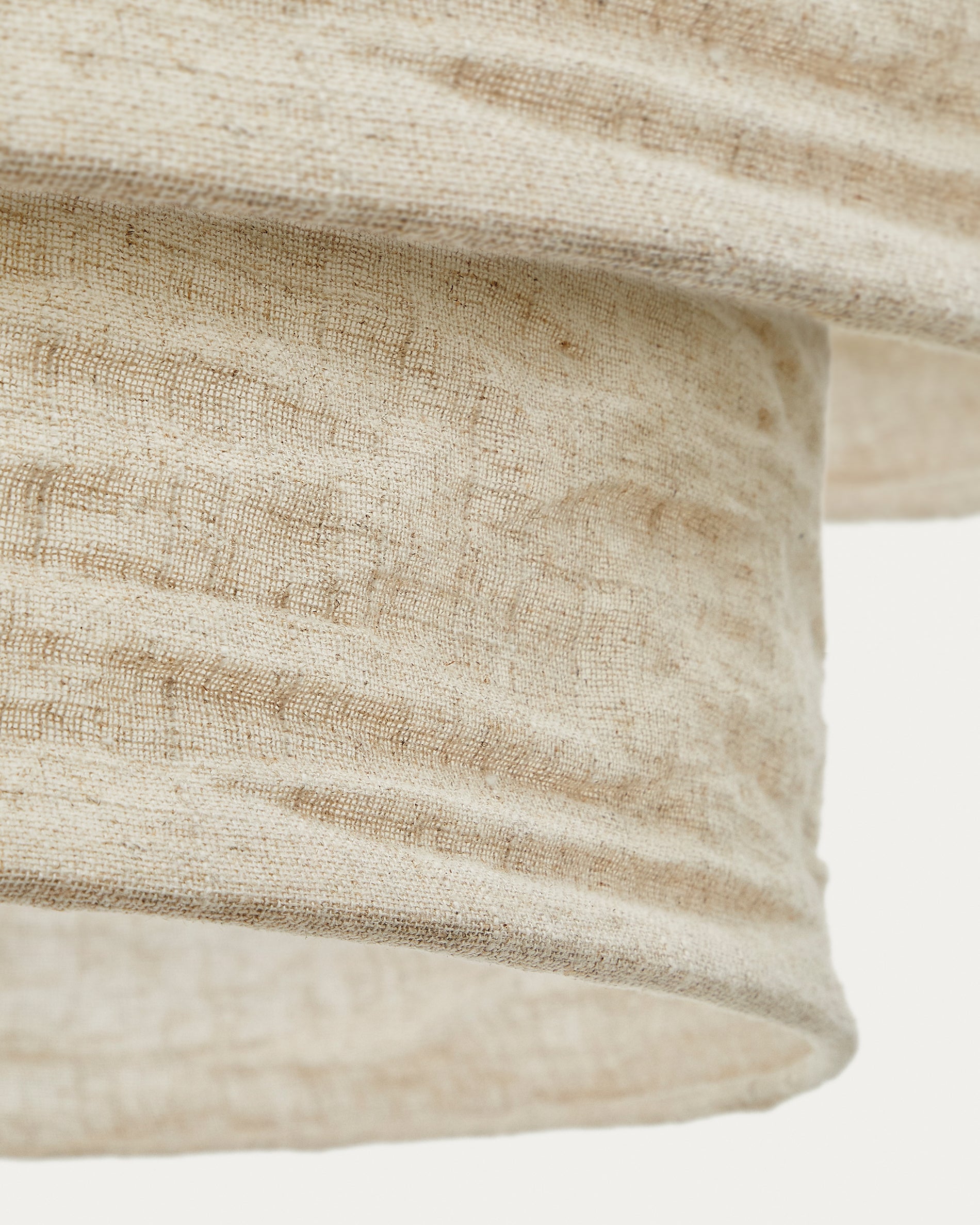 Mariela linen ceiling lamp shade in a beige finish Ø 60 x 40 cm - Detail