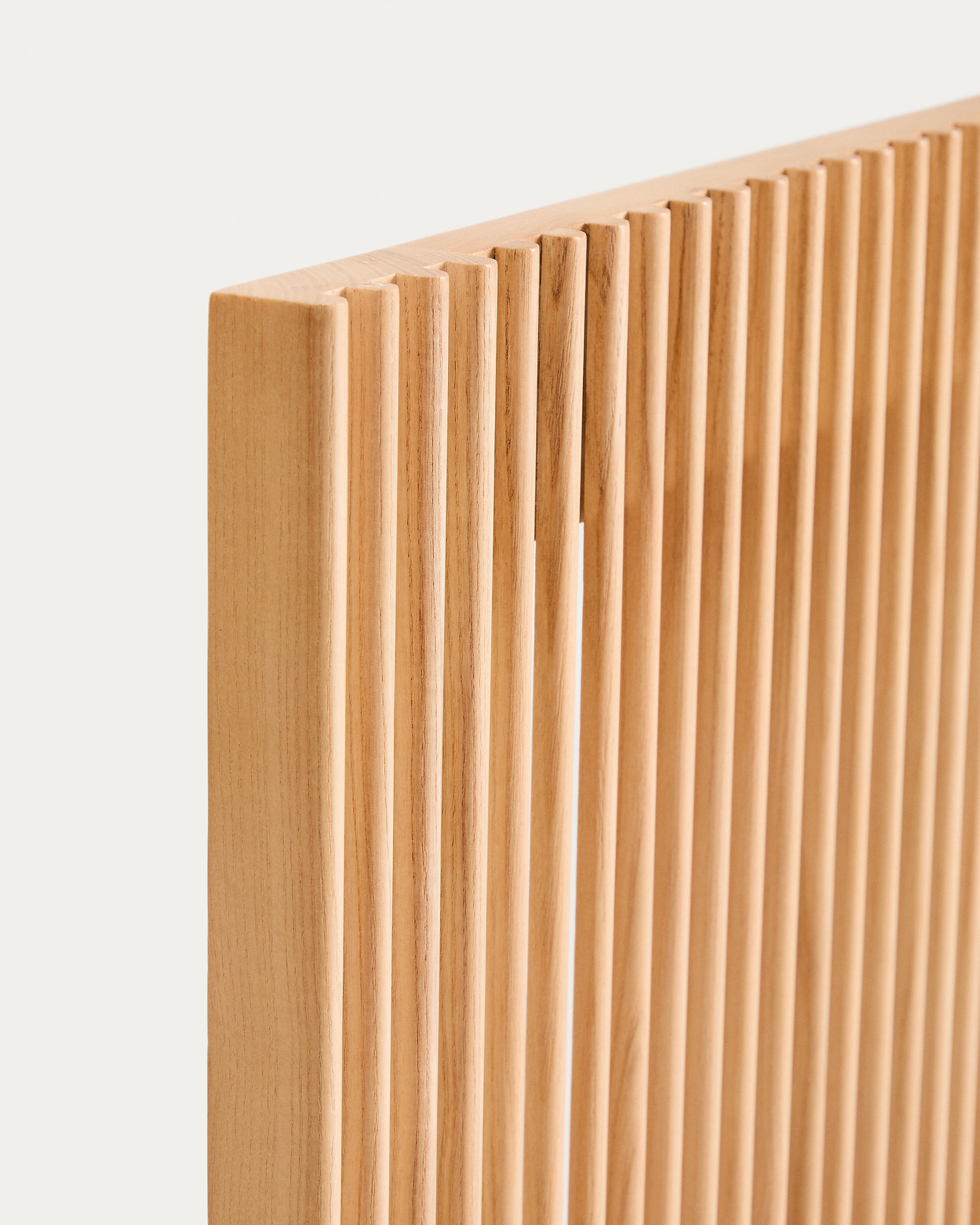 Beyla solid oak wood headboard for 180cm bed FSC 100% - Detail