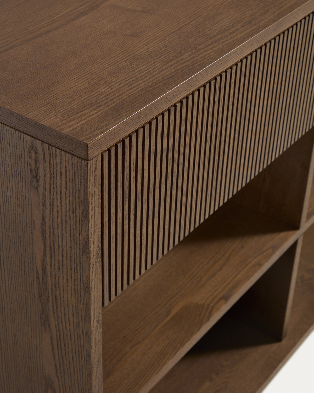 Helvine ash veneer console table with walnut finish 120 x 30 cm FSC 100% - Detail