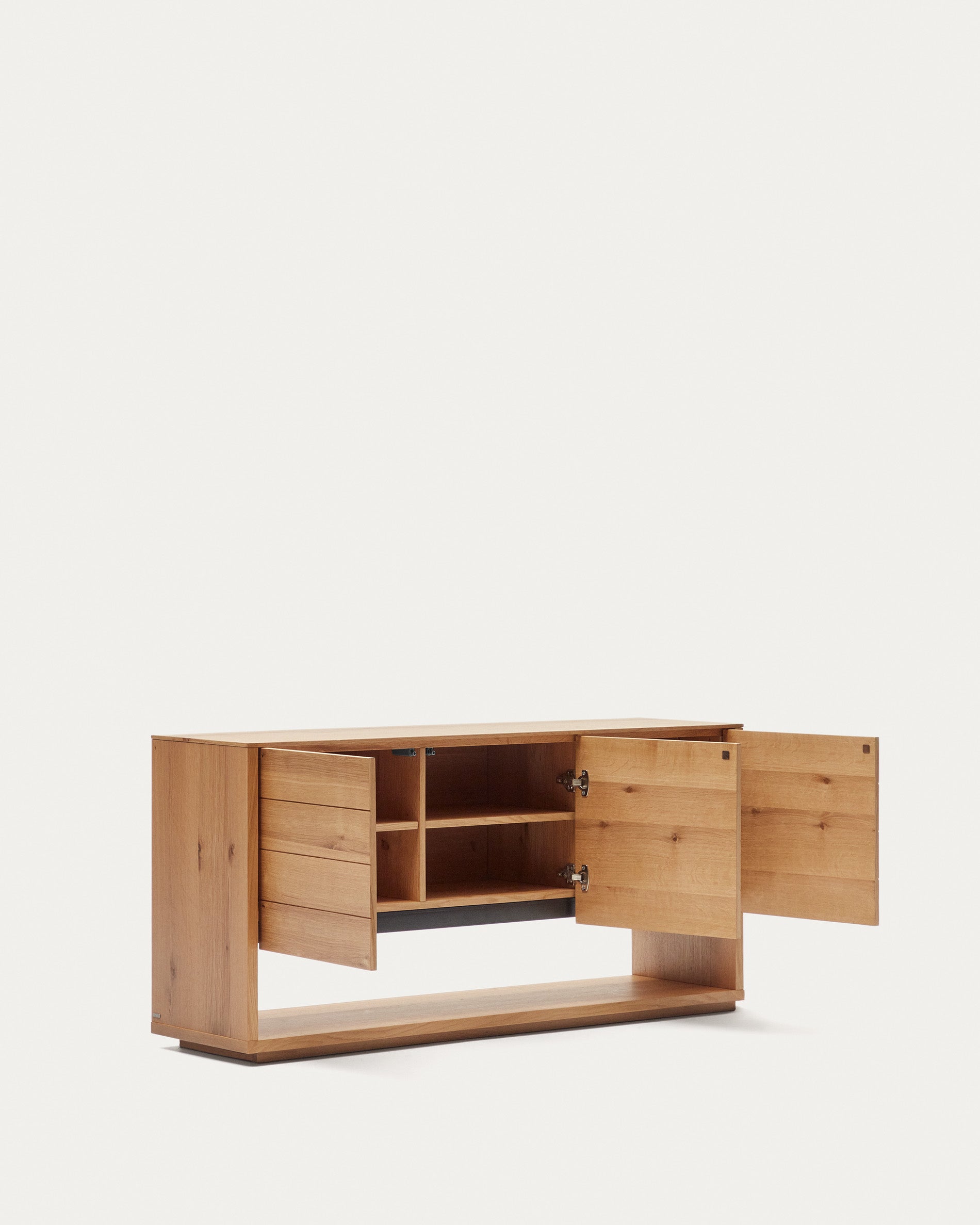 Alguema sideboard with 3 doors in oak veneer with natural finish, 151 x 73 cm - Product View