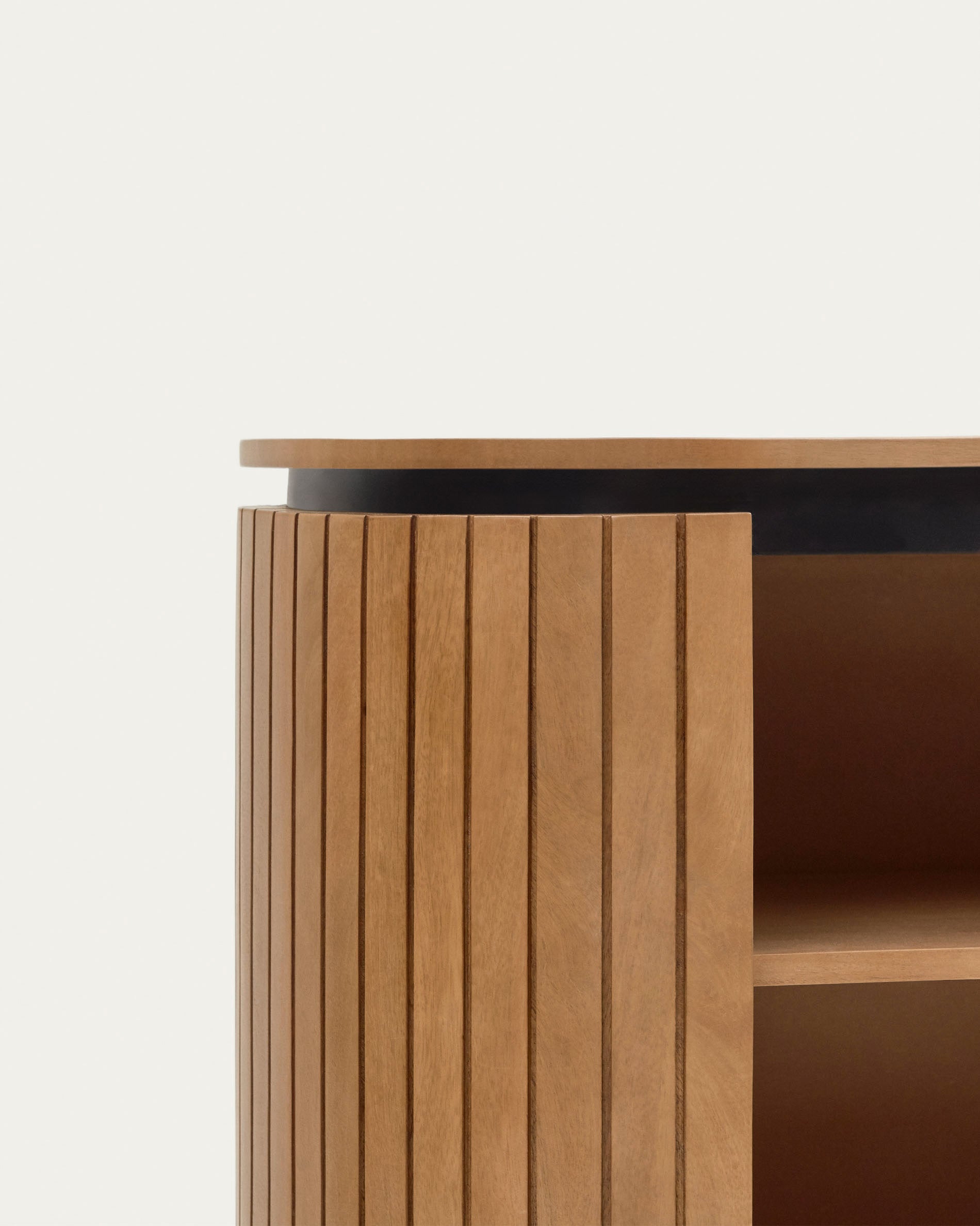 Licia solid mango wood bookshelf with painted black metal, 120 x 90 cm - Detail