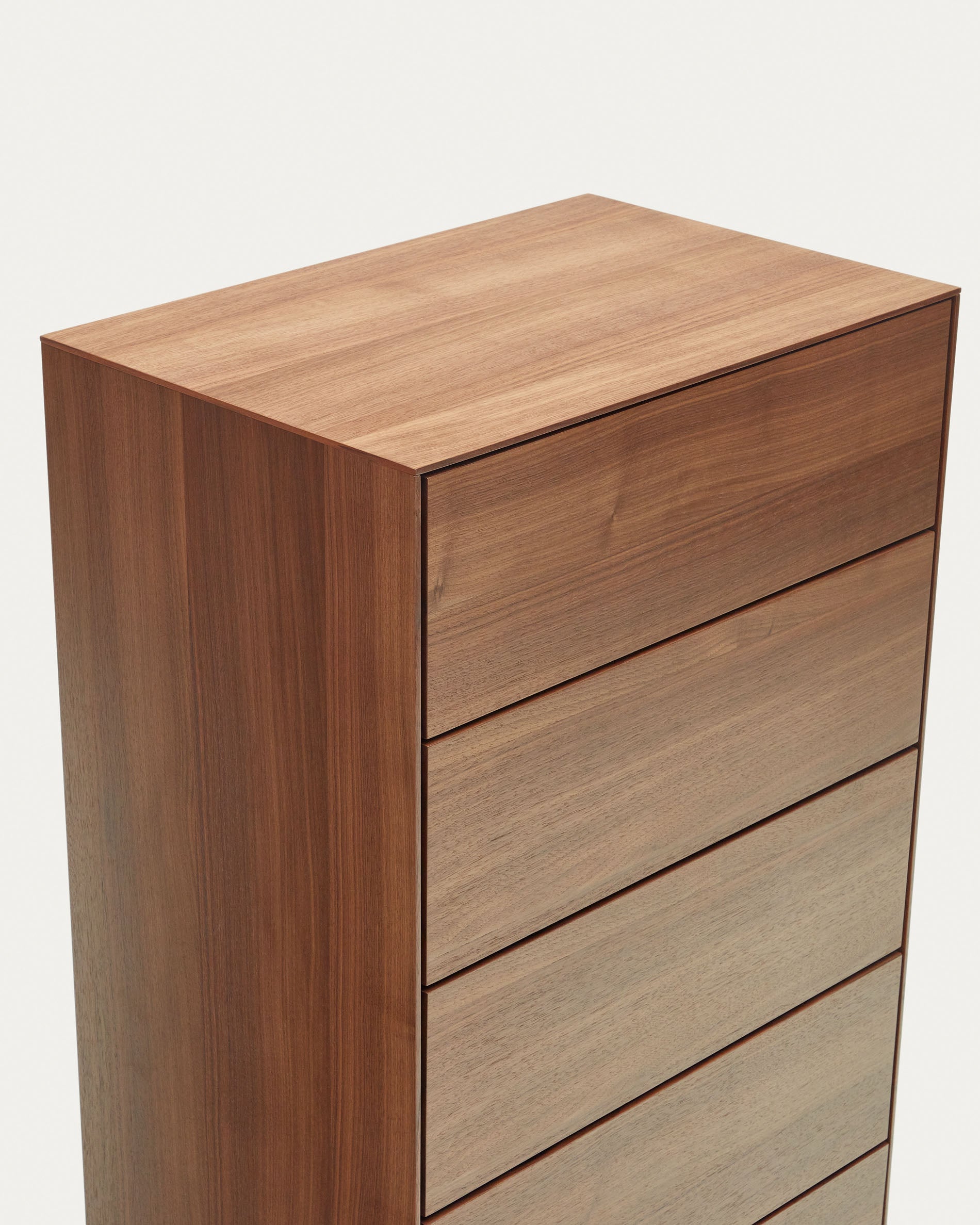 Vedrana 5 drawer chest of drawers in walnut veneer with black steel legs, 60 x 114 cm - Detail