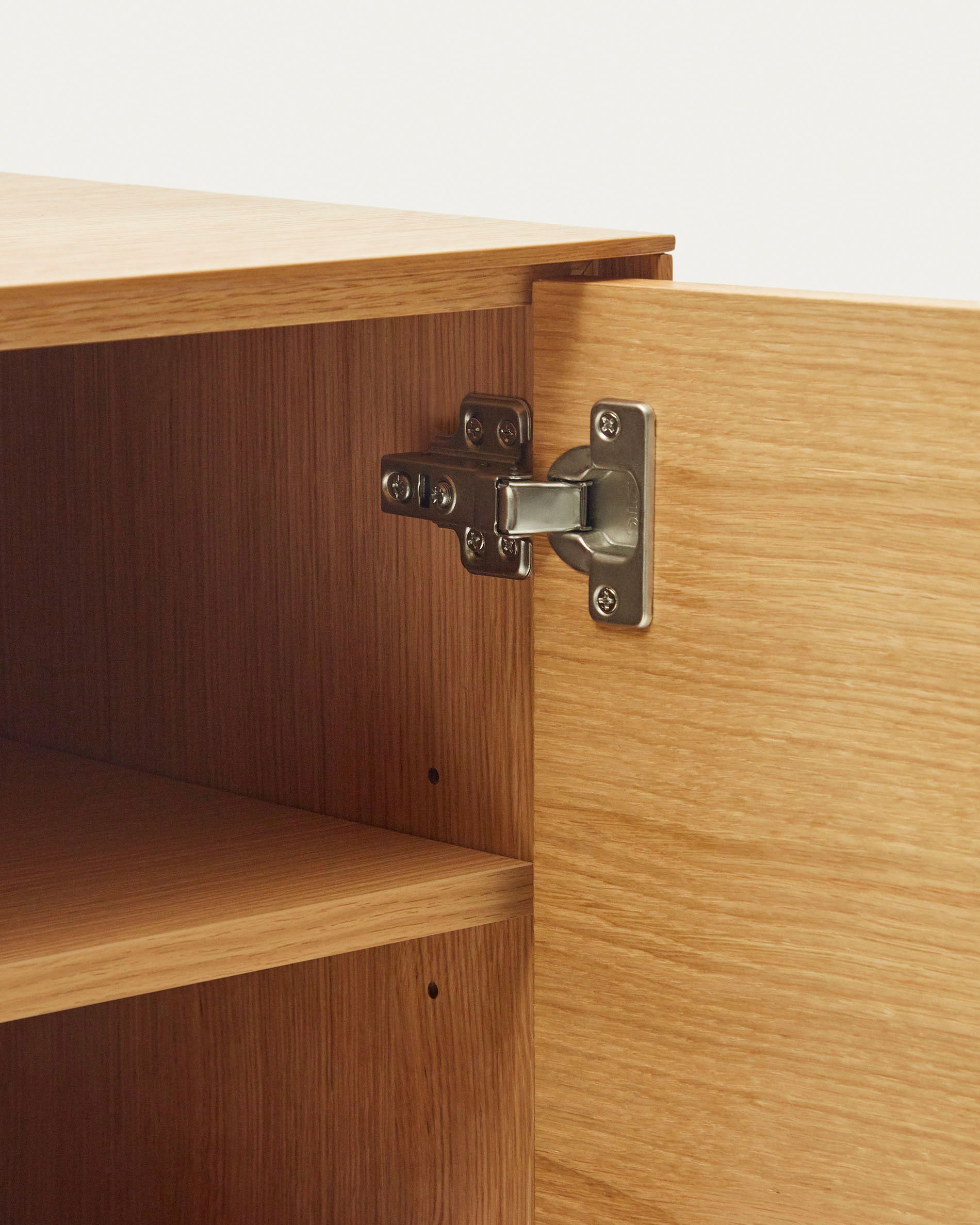 Vedrana 2 door sideboard in oak veneer with steel legs, 98 x 80 cm - Detail