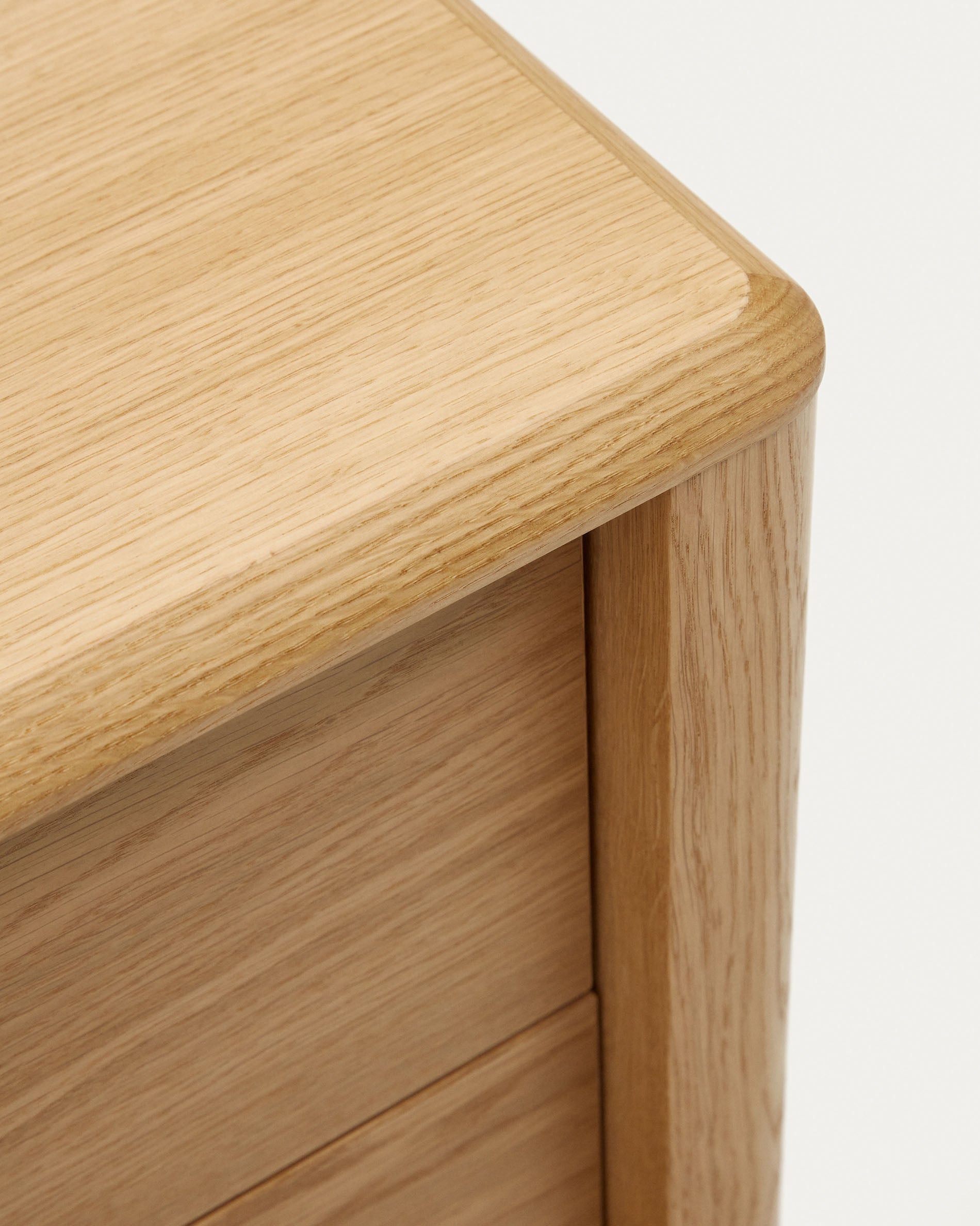 Lenon sideboard with 1 door and 3 drawers, made from oak wood and veneer, 105 x 85 cm FSC MIX Credit - Detail