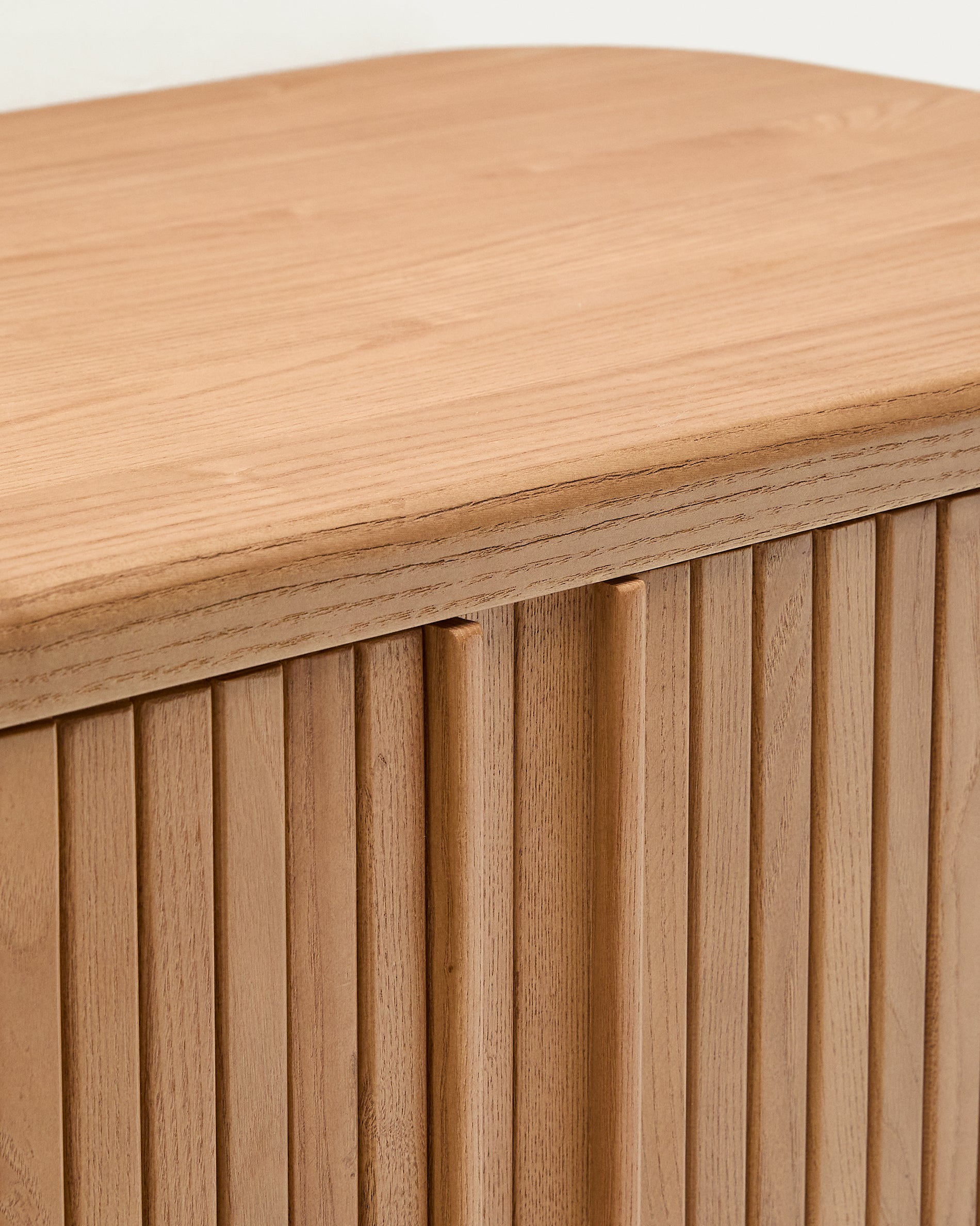 Mailen bathroom cupboard in ash veneer in a natural finish, 90 x 45 cm - Detail