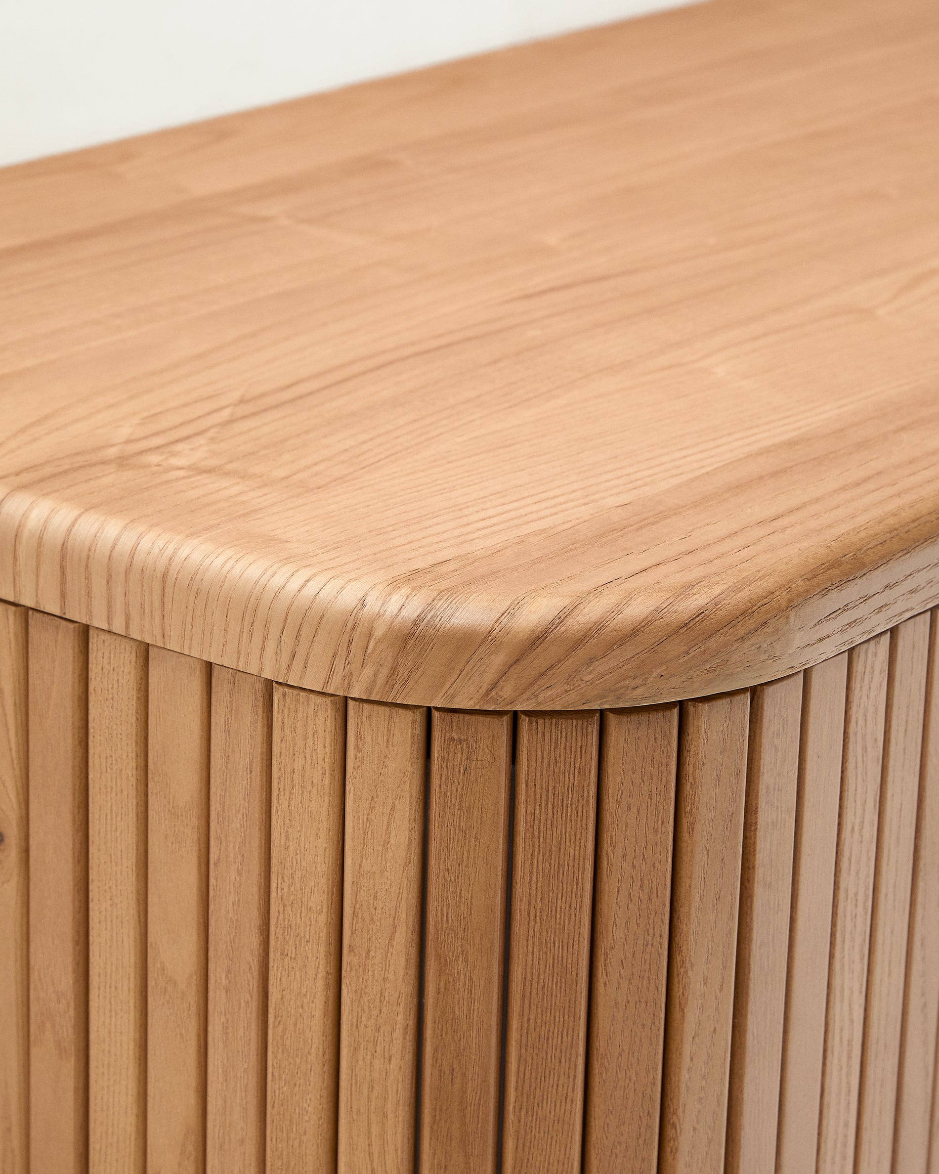Mailen bathroom cupboard in ash veneer in a natural finish, 90 x 45 cm - Detail