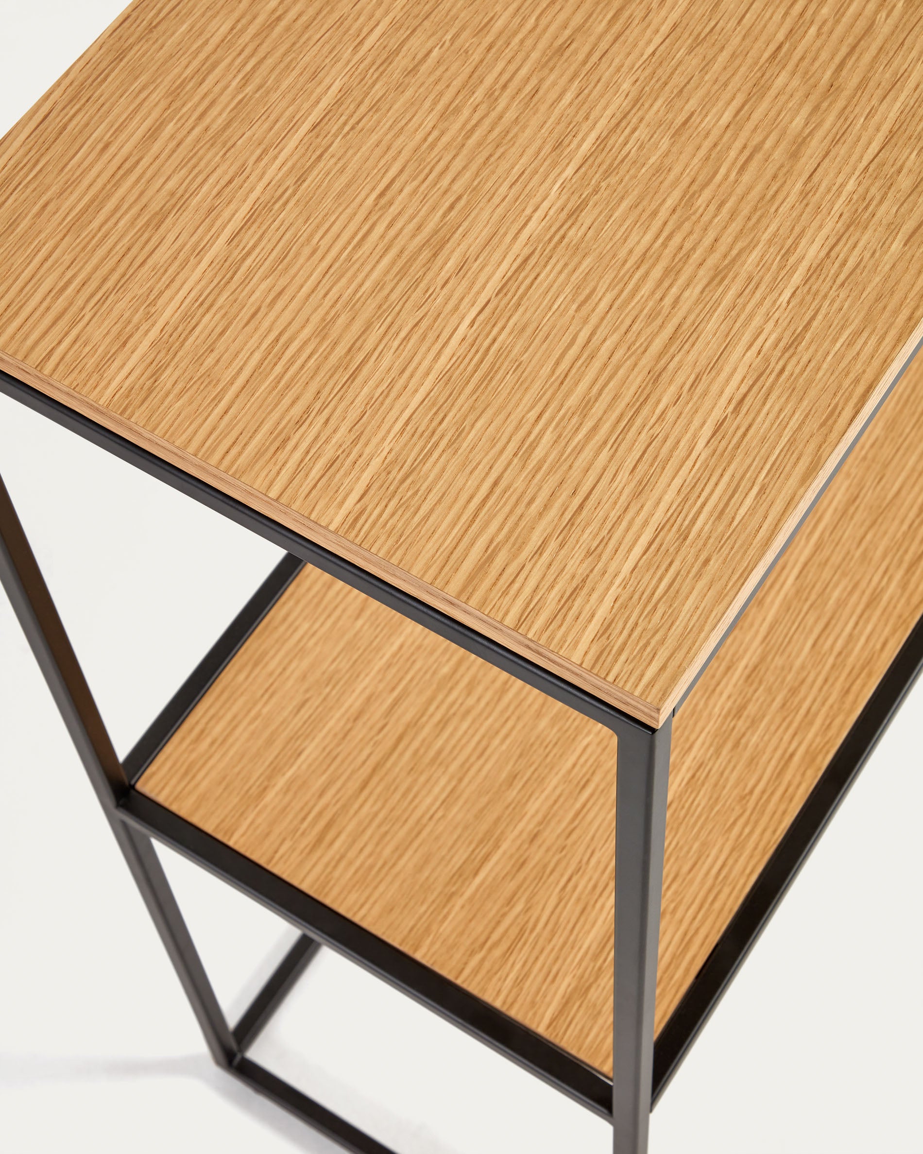 Yoana console table with oak wood veneer and painted black metal structure, 120 x 80 cm - Detail