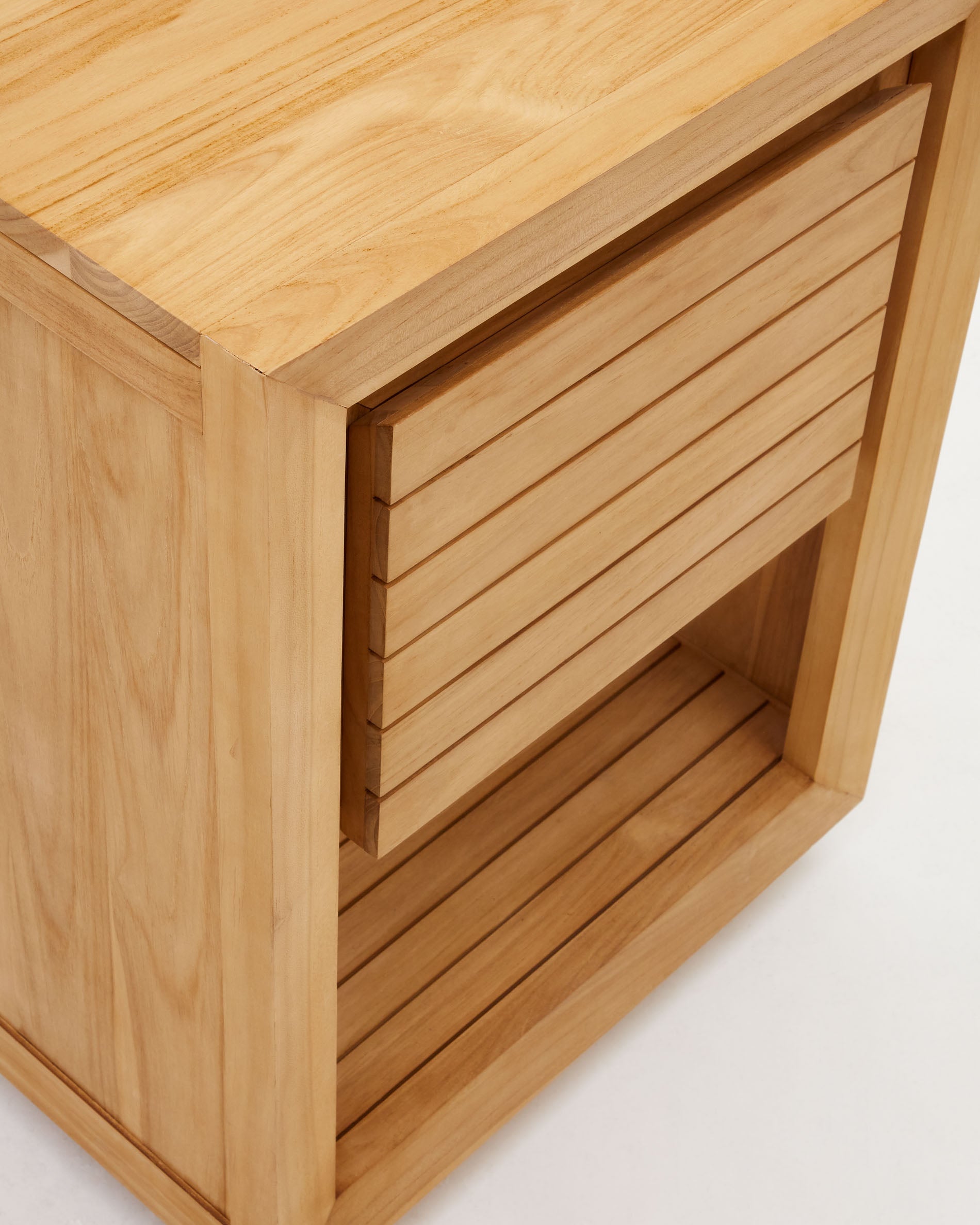 Saula bathroom furniture in solid teak wood with natural finish, 60 x 45 cm - Detail