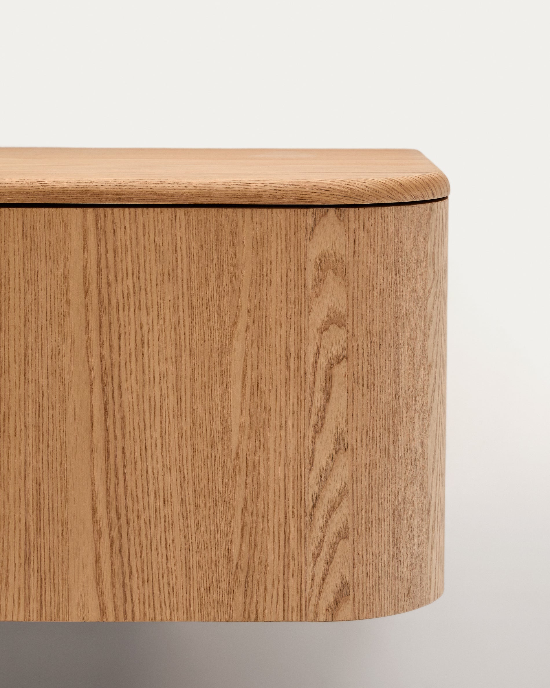 Salaya ash laminated plywood bathroom cupboard in a natural finish, 90 x 45 cm - Detail