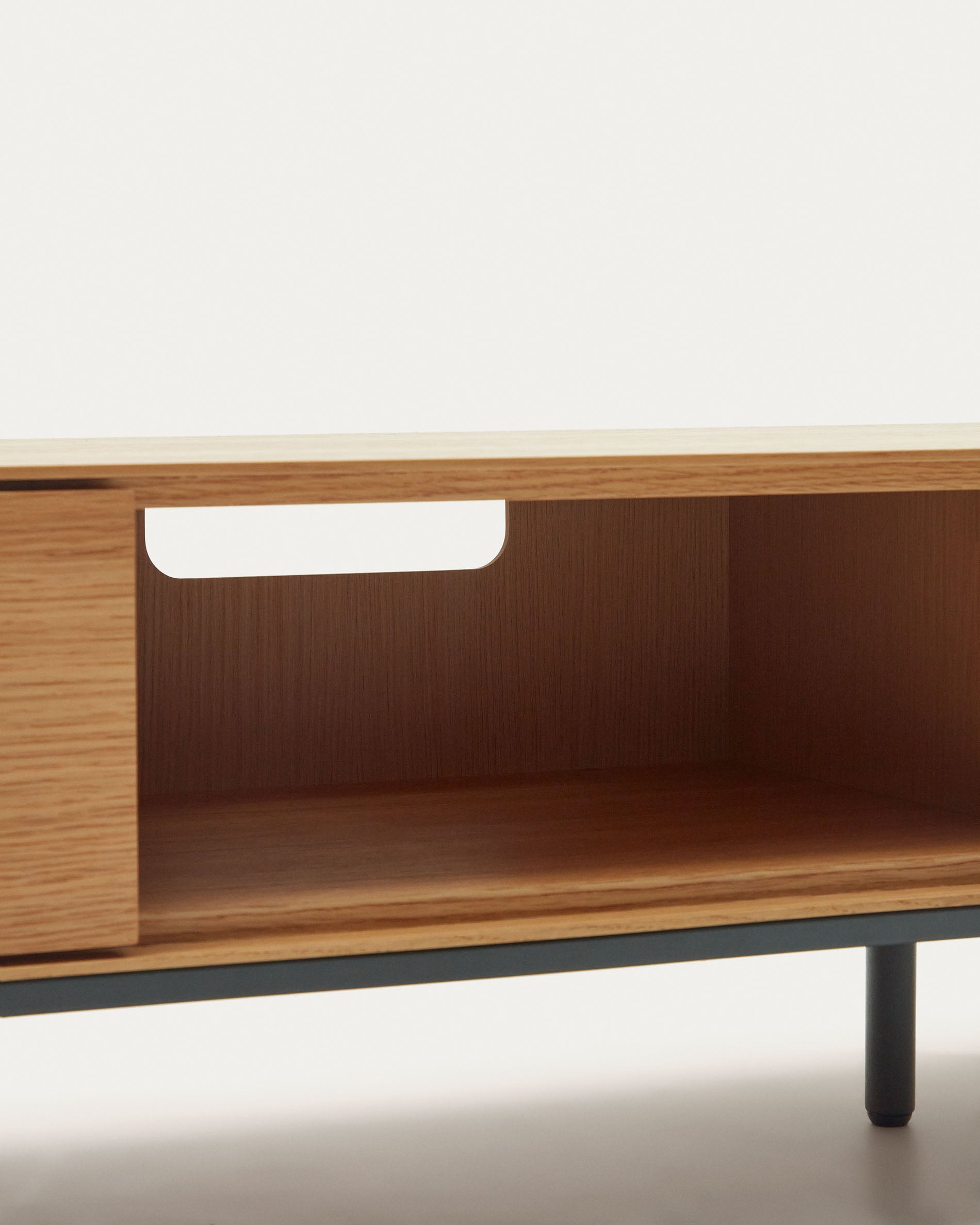 Vedrana 3 drawer TV stand in oak veneer with black steel legs, 195 x 35 cm - Detail