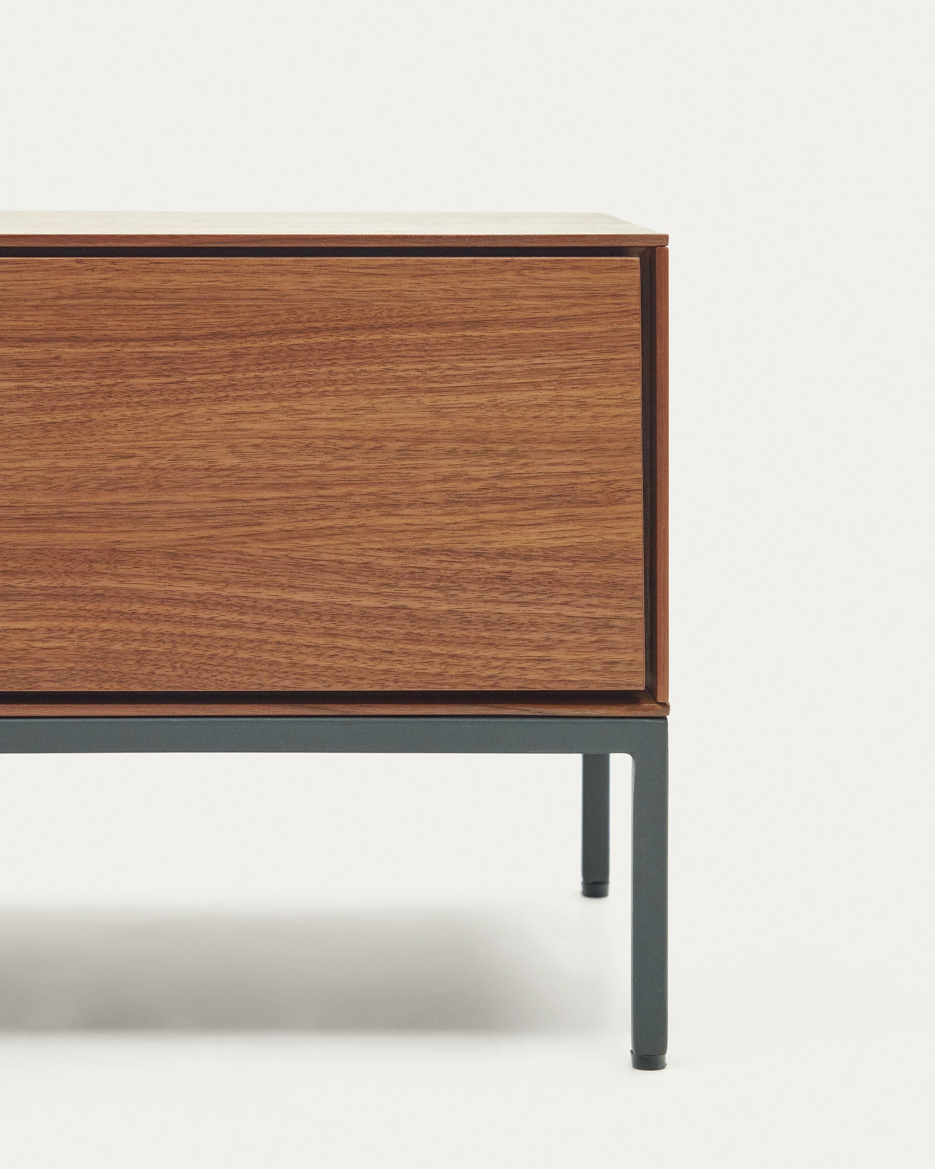 Vedrana 3 drawer TV stand in walnut veneer with black steel legs, 195 x 35 cm - Detail
