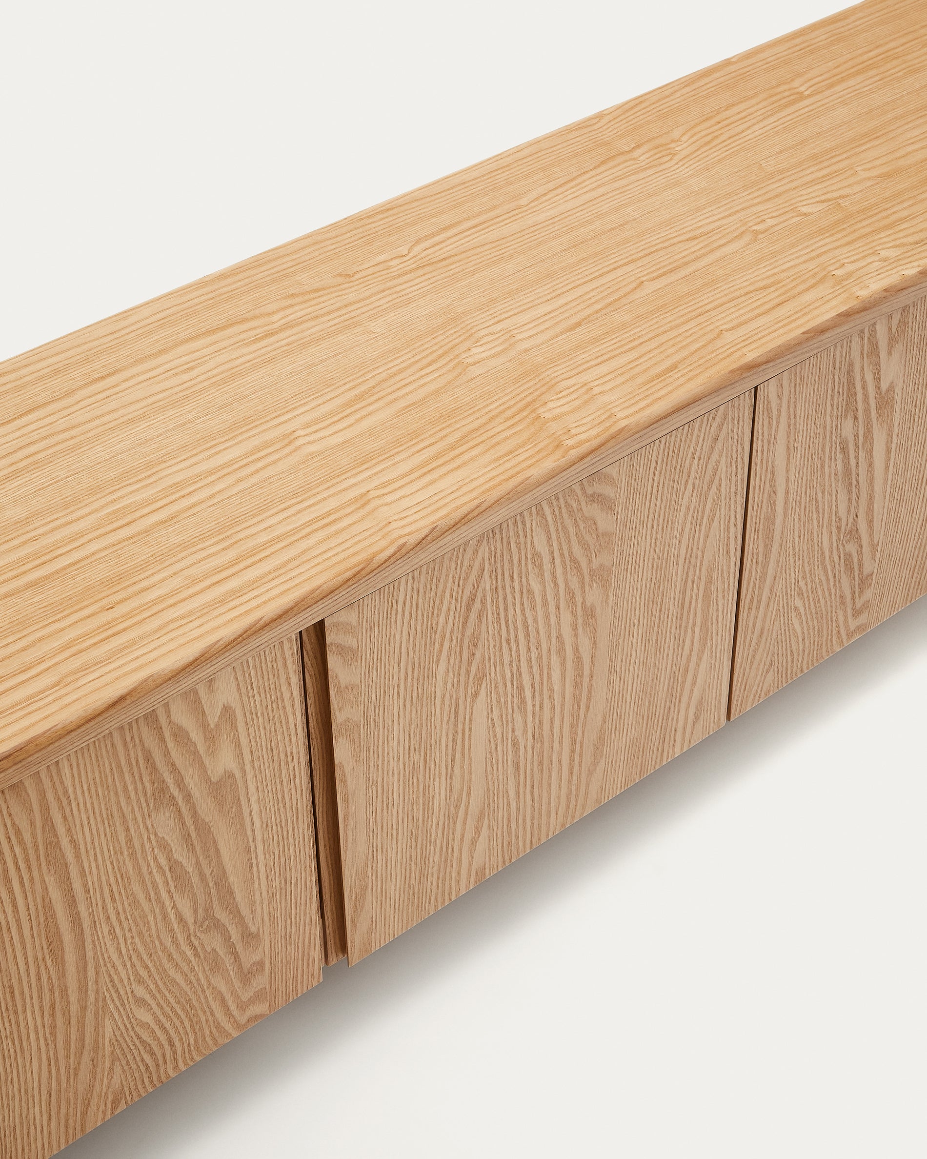 Salaya TV stand in ash plywood FSC Mix Credit, 200 cm x 52 cm - Detail