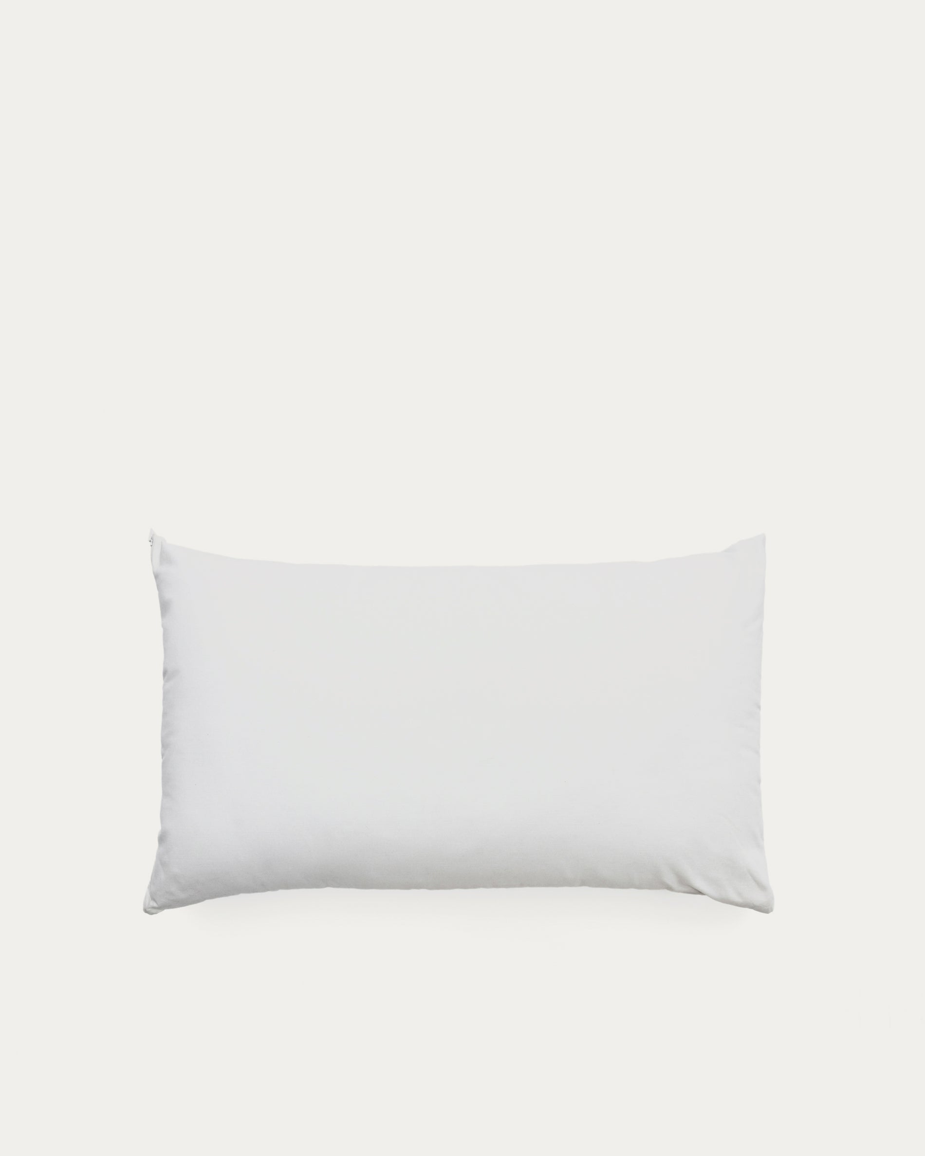 Duca pillow with 10% down and 90% feather, 70 x 40 cm - Product View