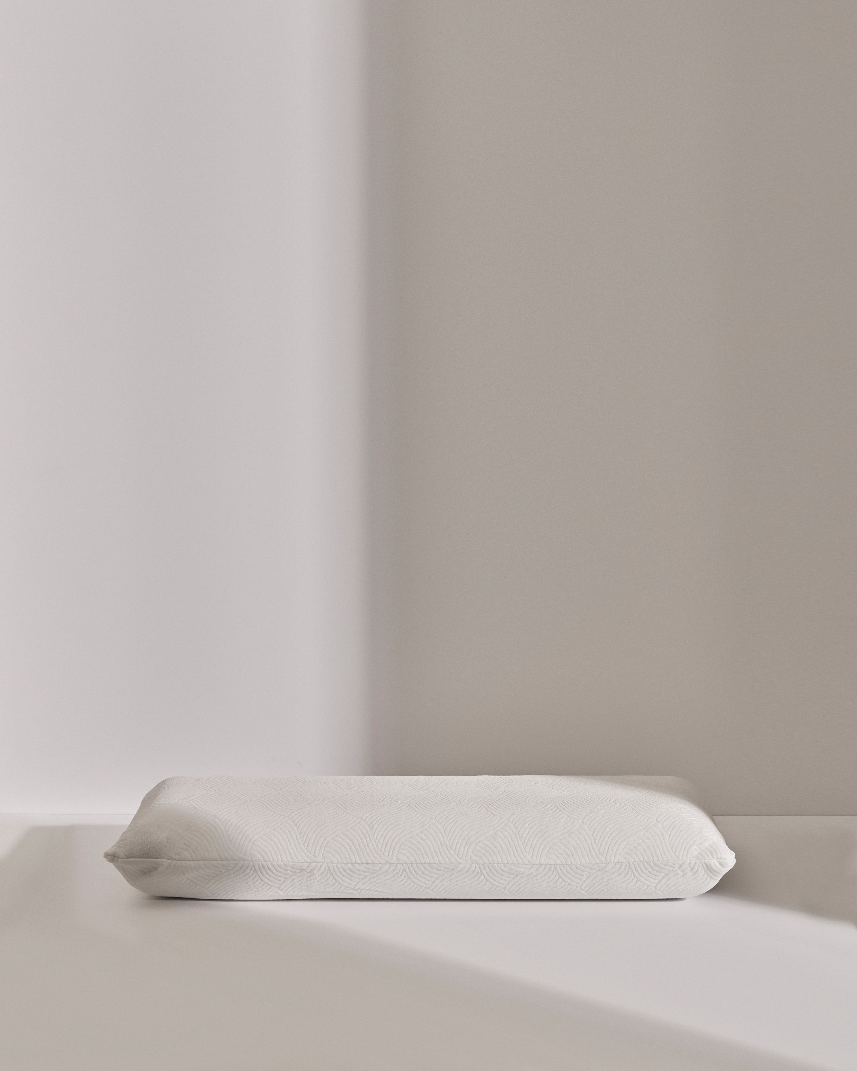 Sasa Viscoelastic Pillow 33 x 70 cm - Product Image