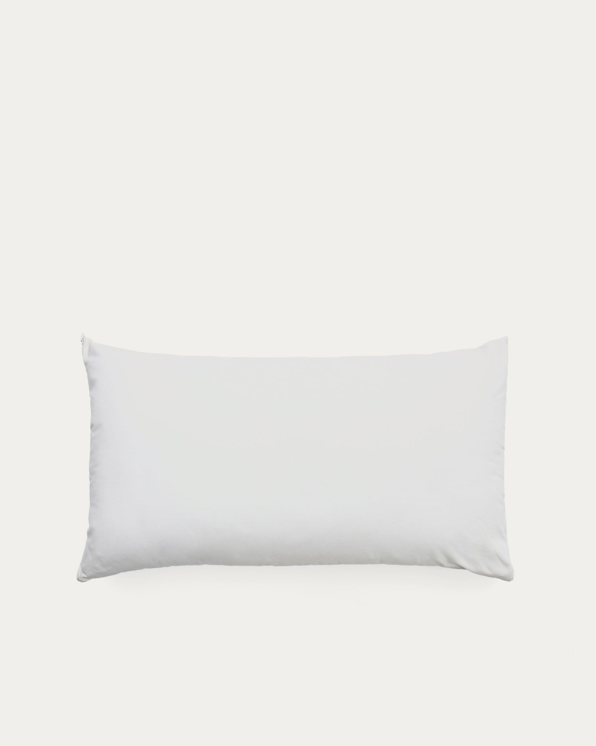 Duca pillow with 10% down and 90% feather 80 x 40 cm - Product View