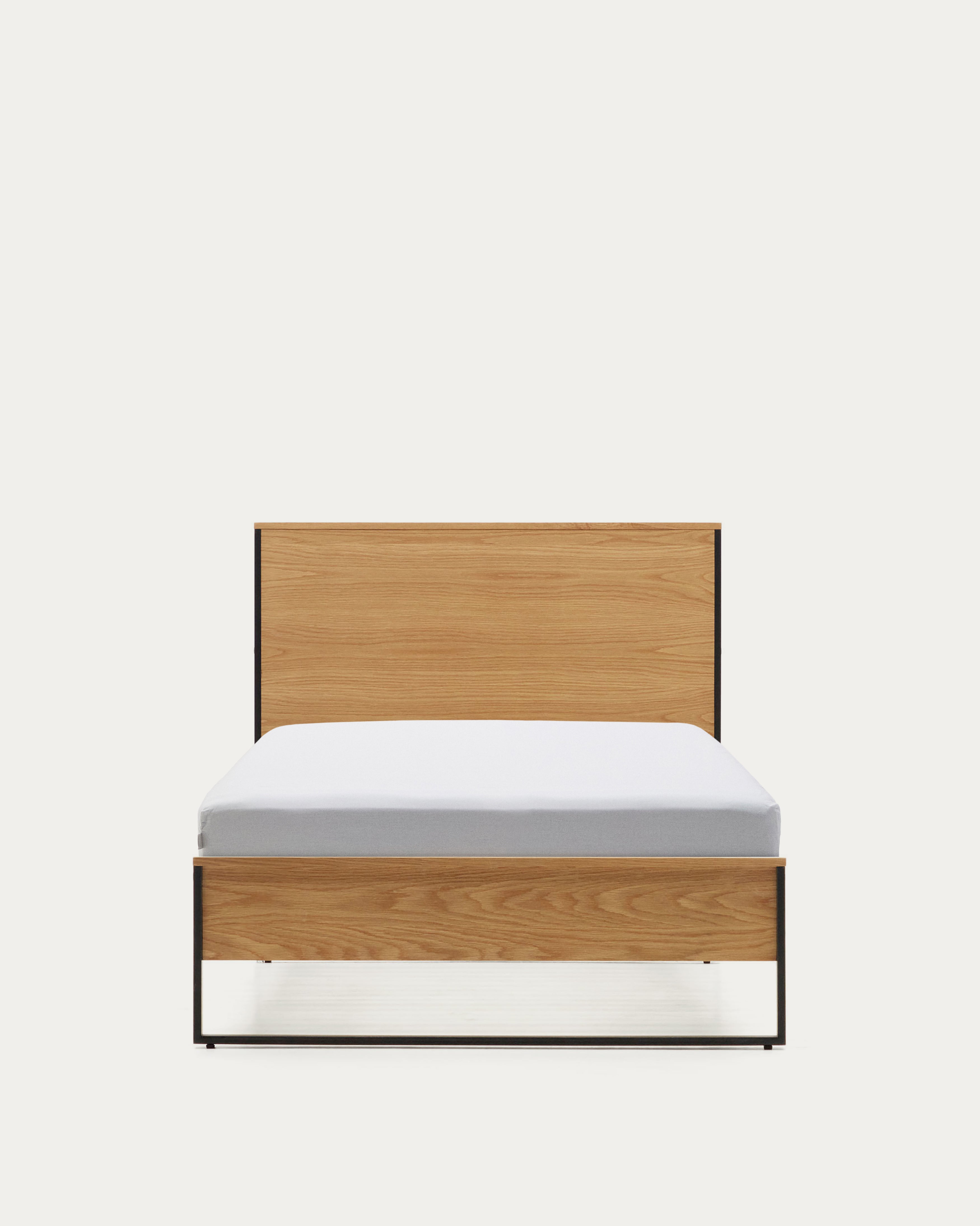 Taiana oak wood veneer bed with steel legs in a black finish, 90 x 190 cm - Product View