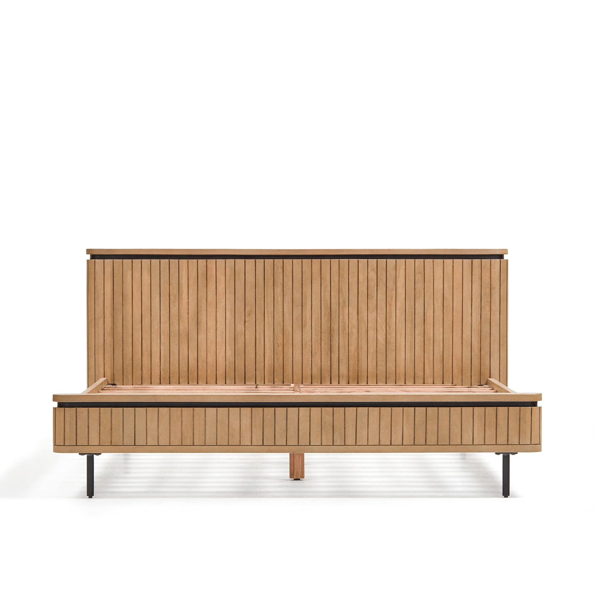 Licia bed made from solid mango wood and black painted metal, for a 160 x 200 cm mattress - Product Image