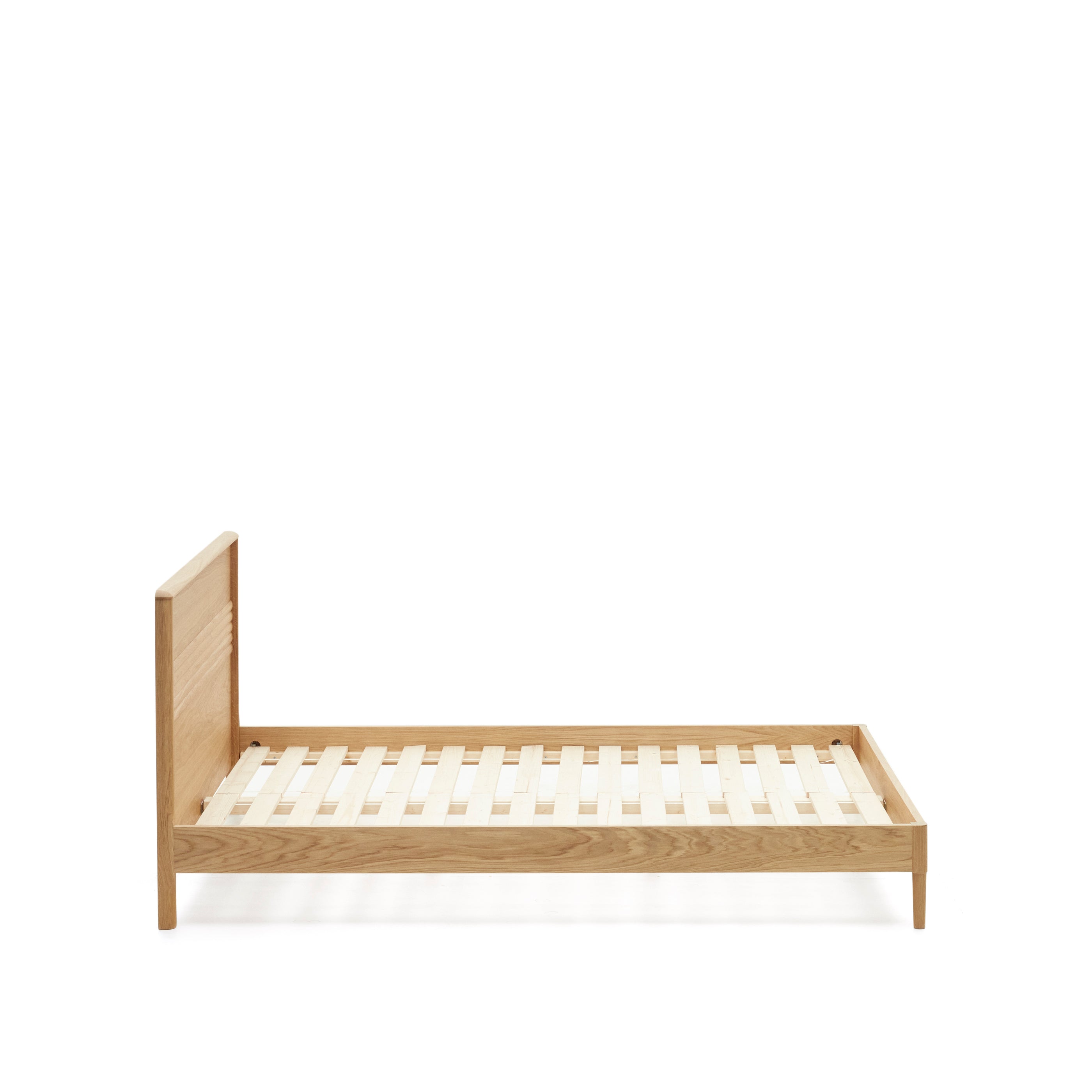 Lenon bed in solid oak and oak wood veneer for 180 x 200 cm mattresses, FSC MIX Credit - Product Image