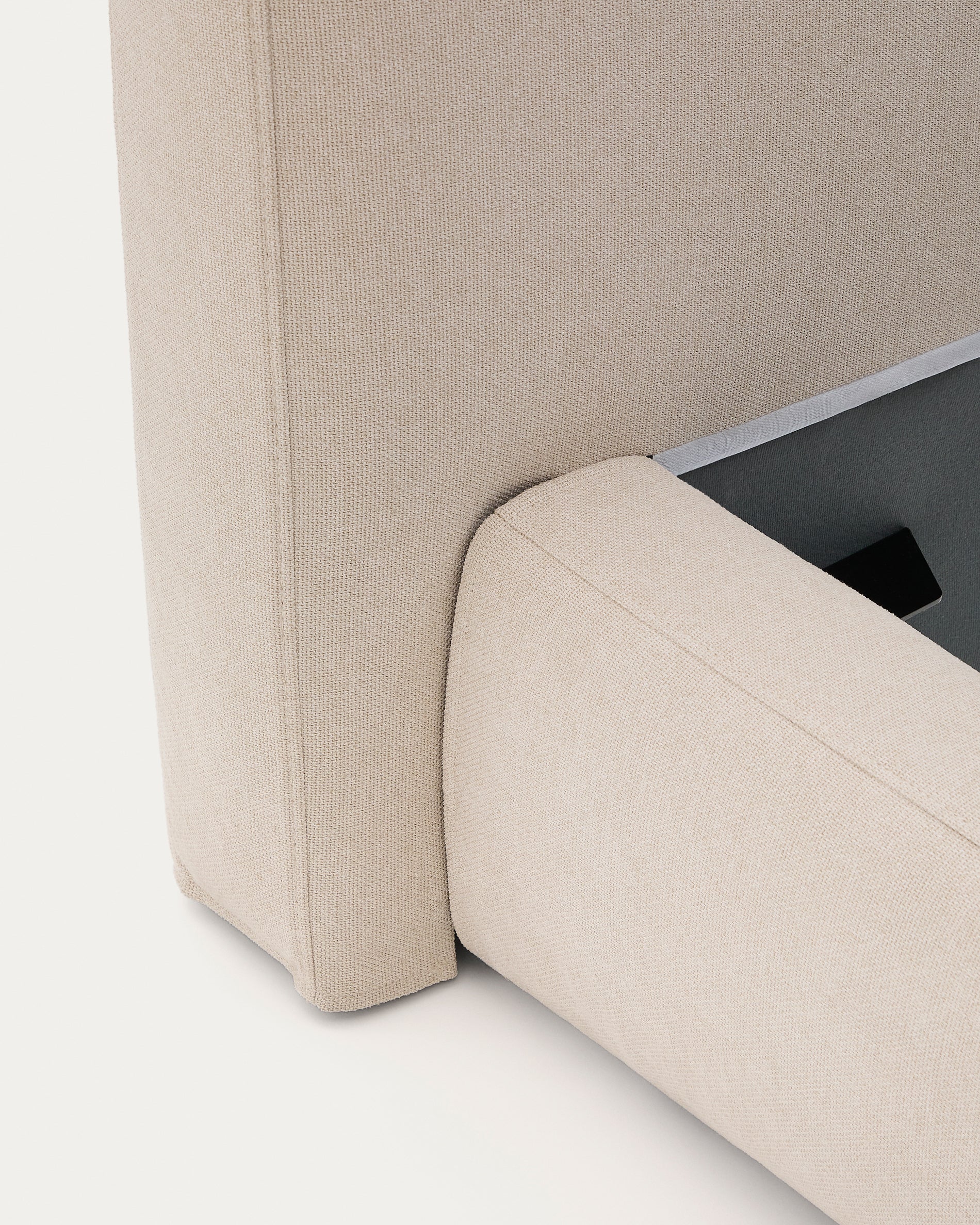 Beige Blok bed with removable covers for 90 x 200 cm mattress FSC Mix Credit - Detail
