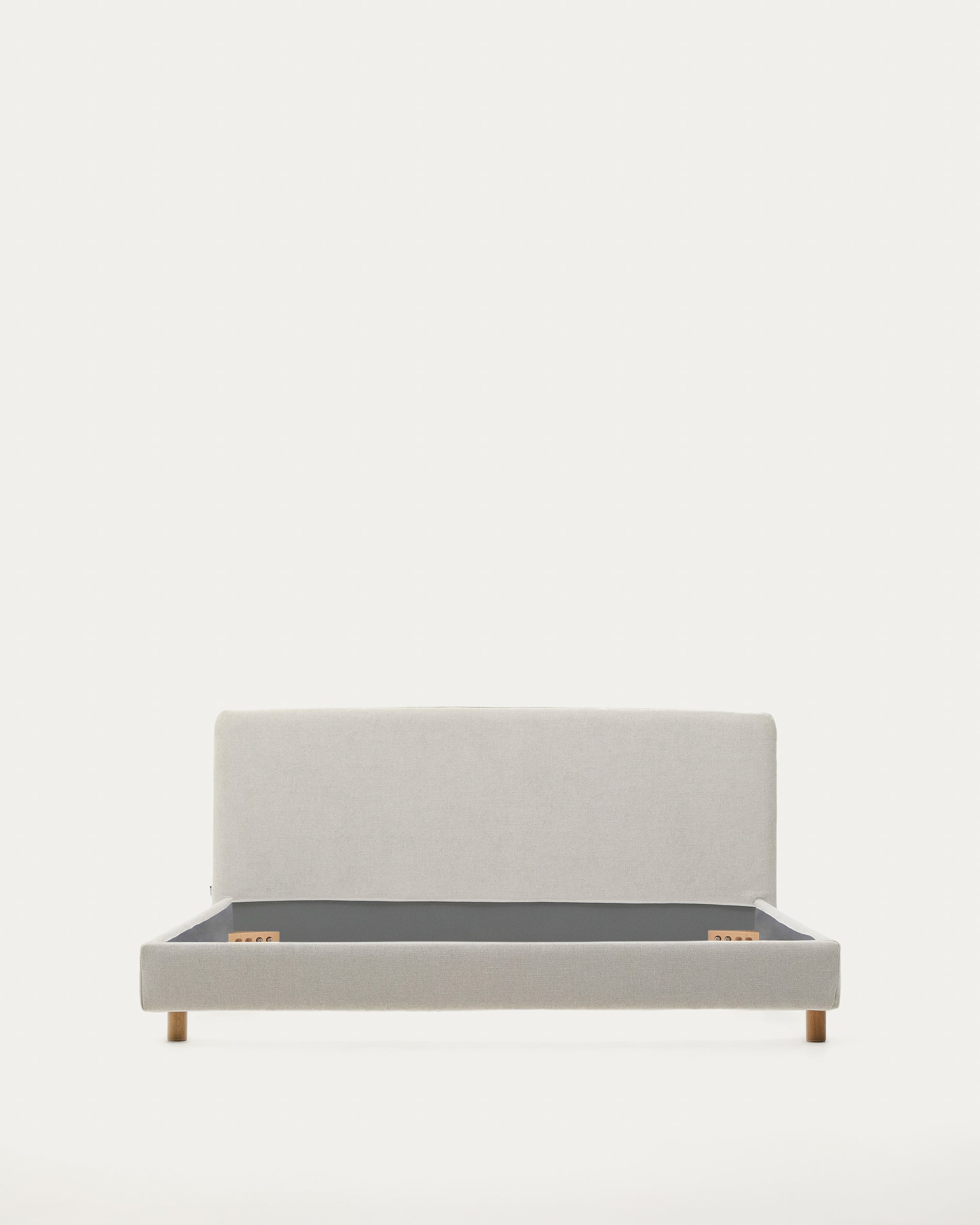 Pearl chenille Valma bed with removable cover and solid beech wood legs for a 160 x 200 cm mattress - Product View
