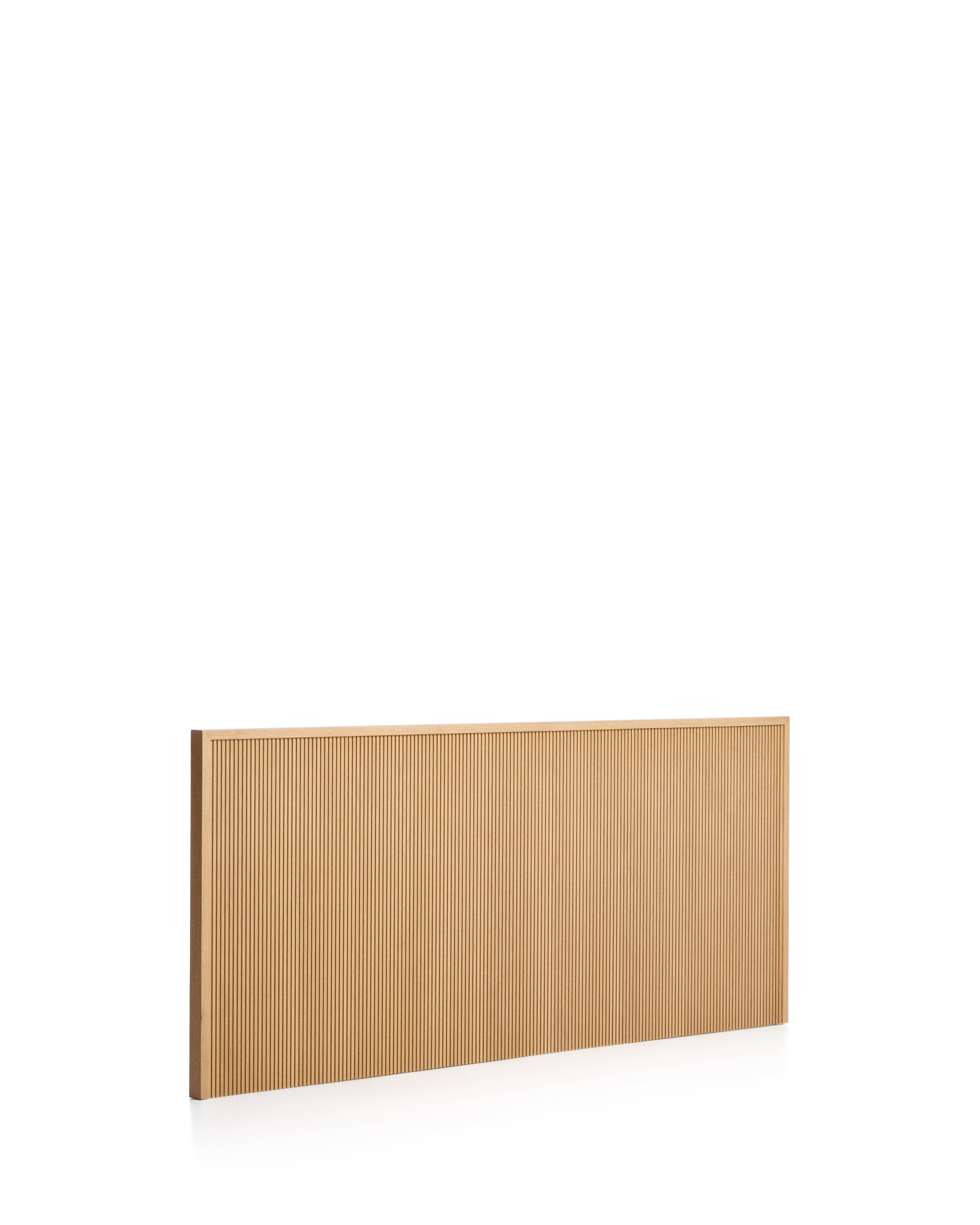 N1000012MO46_0V02_HR