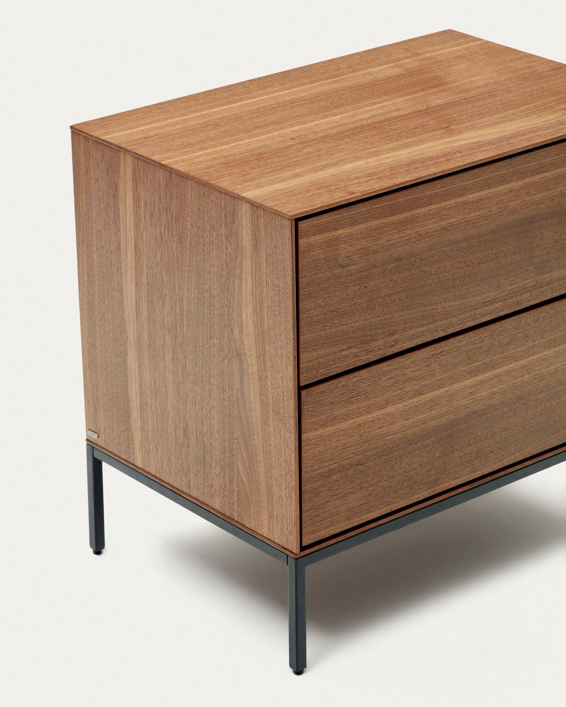 Vedrana bedside table, 2 walnut veneer drawers, and black steel legs, 60 x 55 cm - Detail