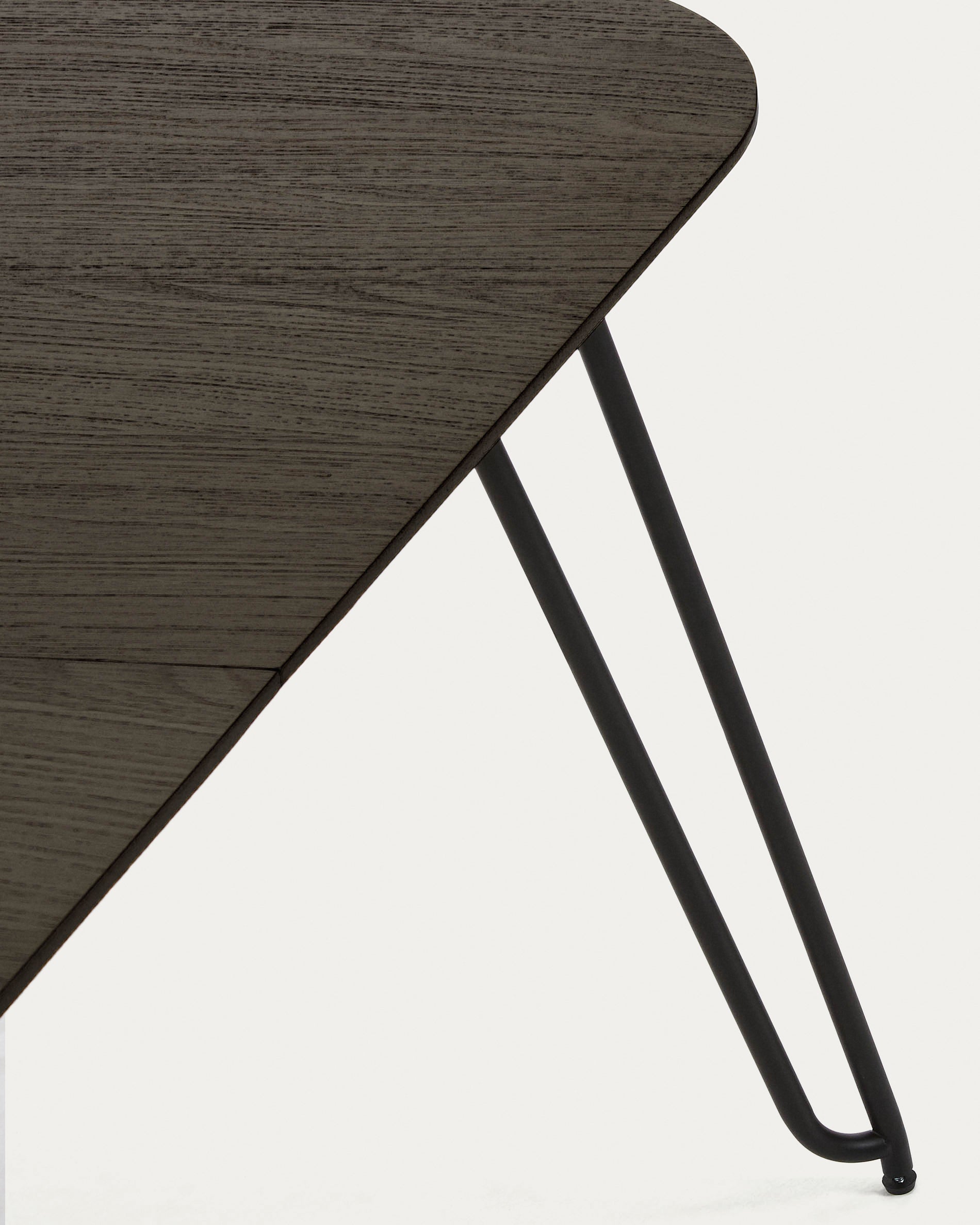 Extendable Milian table 170 (320) x 100 cm - Detail