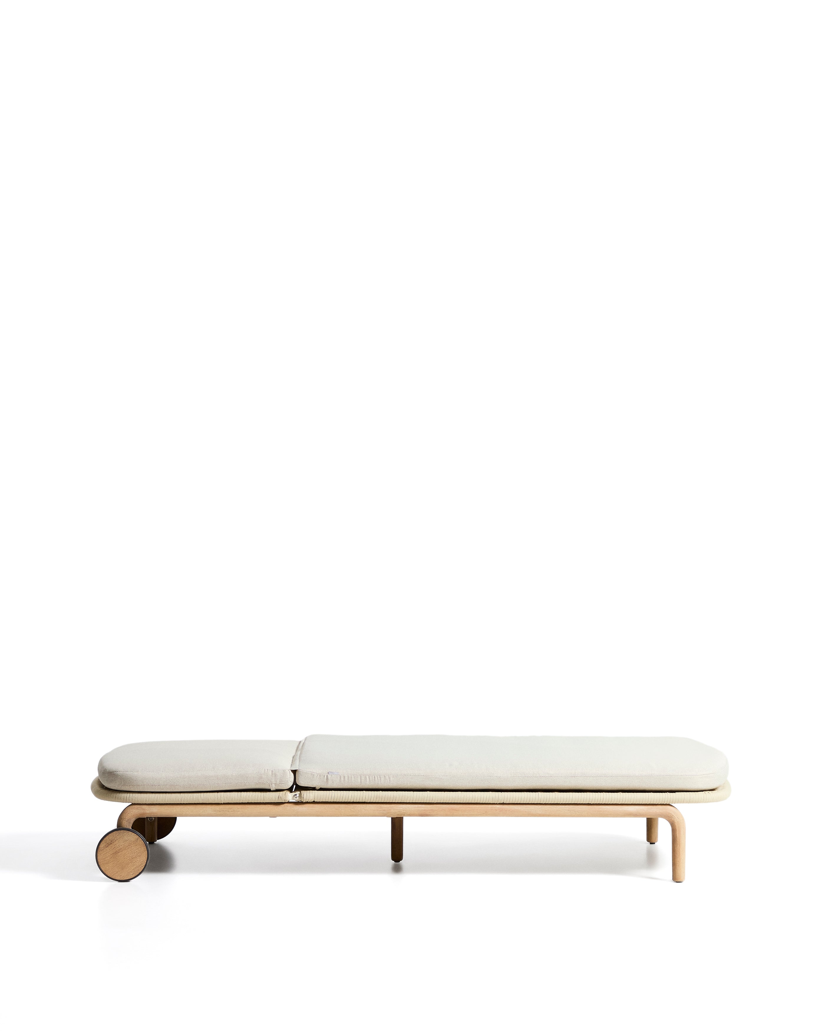 Alipa sun lounger in FSC 100% solid acacia wood and ecru rope cord - Product Image