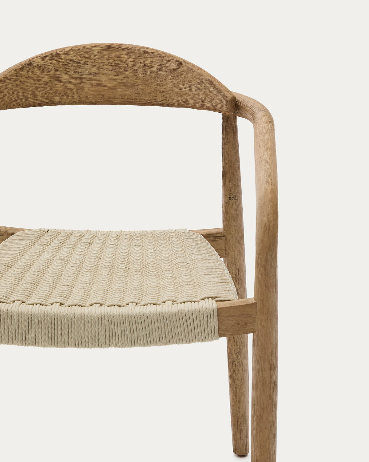 Aiguablava table set in beige concrete with 4 Nina chairs in solid acacia wood and ecru rope cord FSC 100% Ø 120cm - Detail