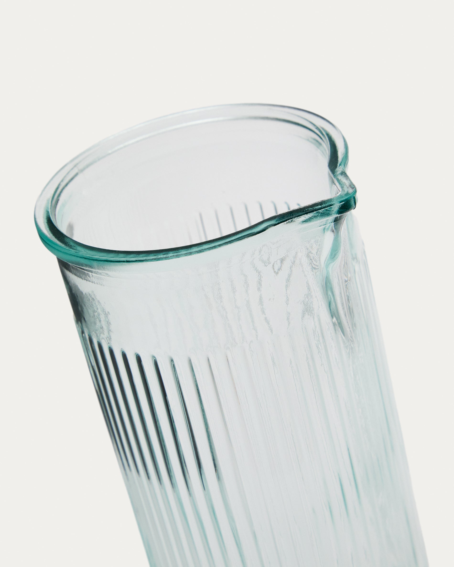 Milma transparent recycled glass jug - Detail