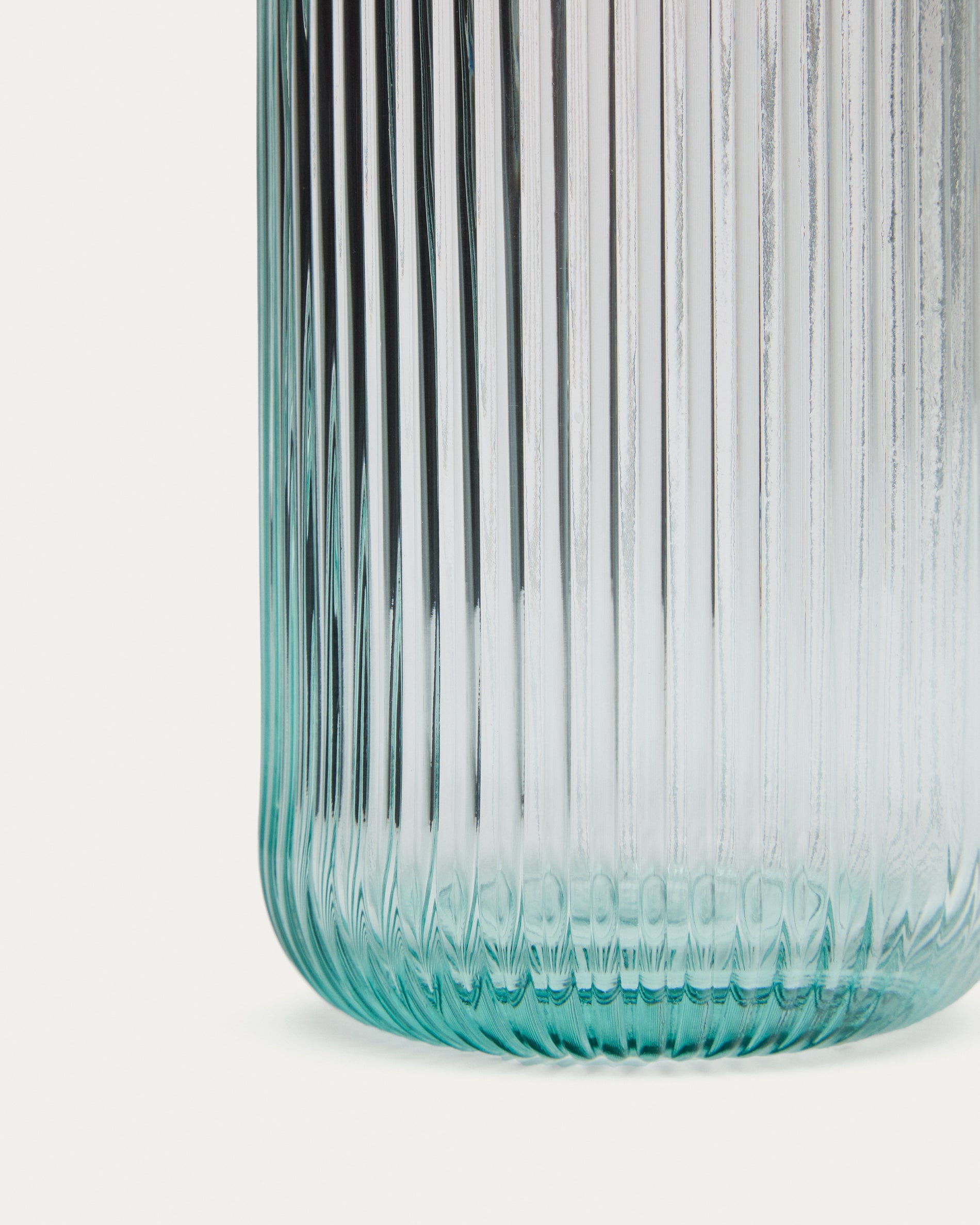 Milma transparent recycled glass jug - Detail