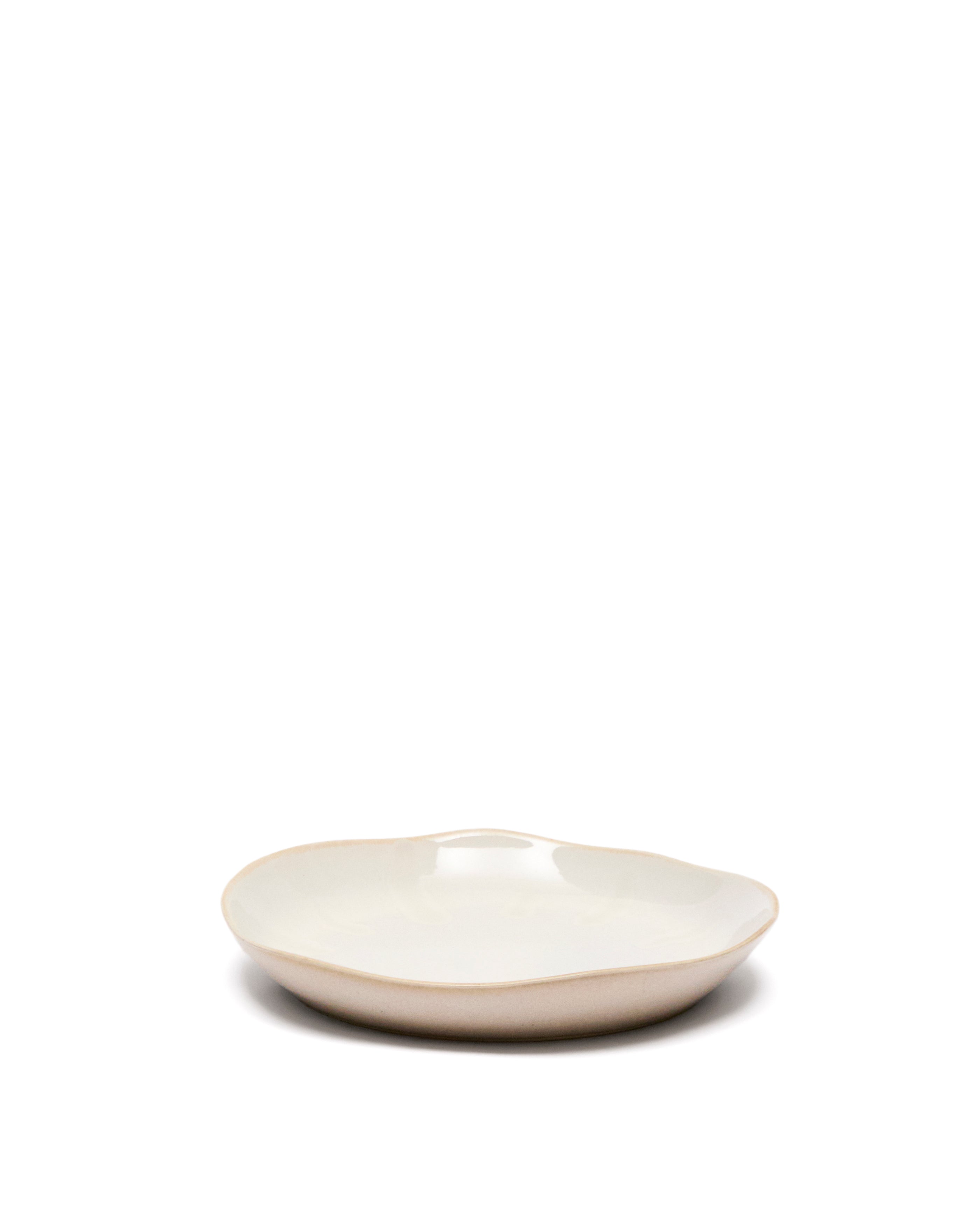 White ceramic Tiraya dessert plate - Product Image