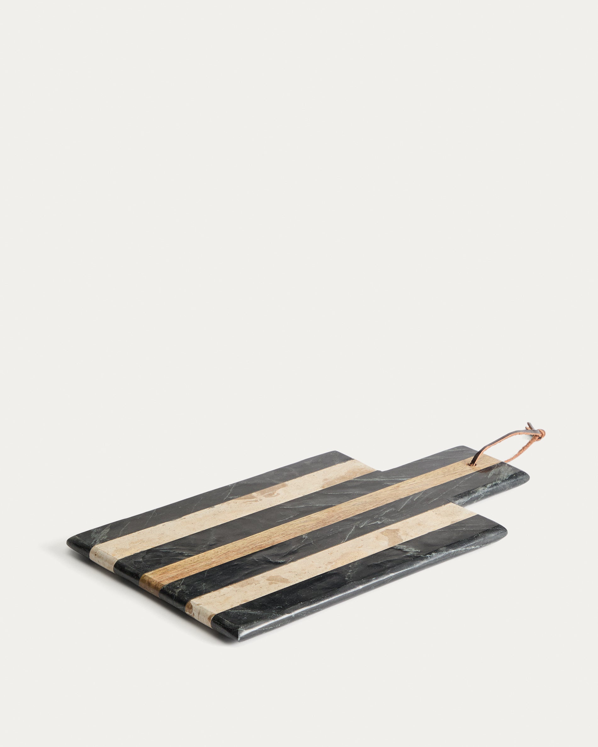 Surne serving board in black, brown and beige marble 30 x 23 cm - Product View