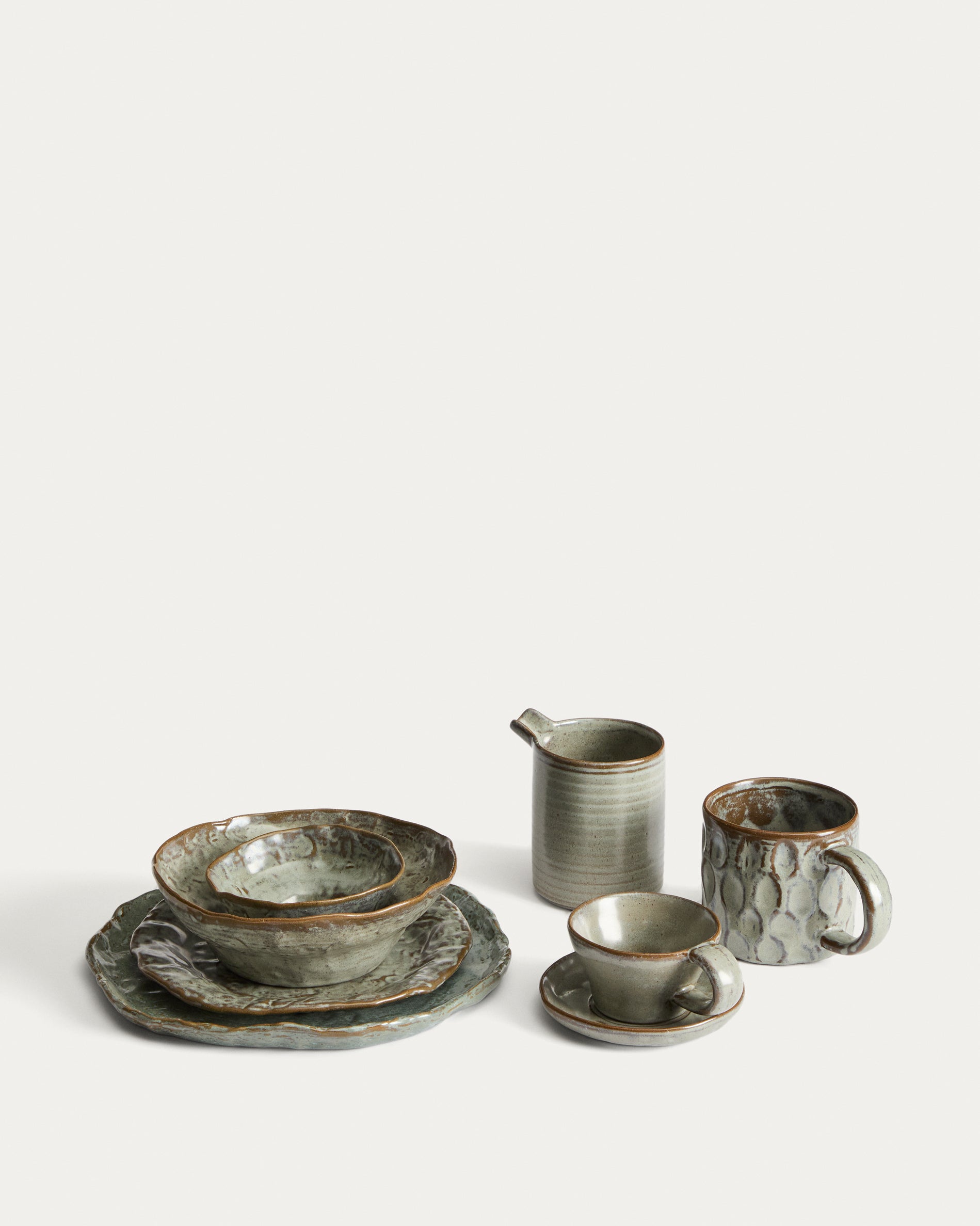 Alenia brown ceramic mug - Product View