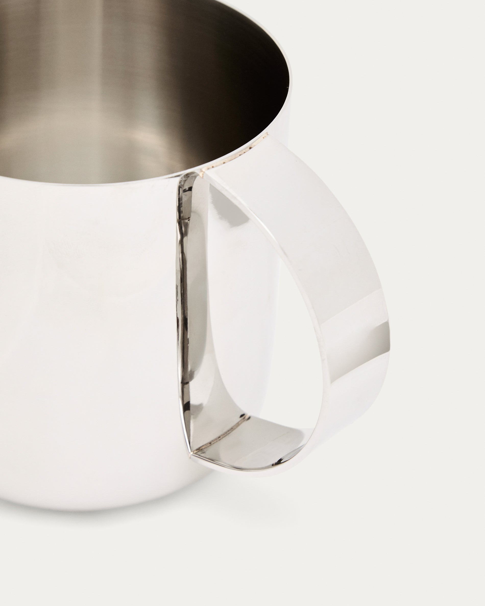 Nirela stainless steel mug - Detail