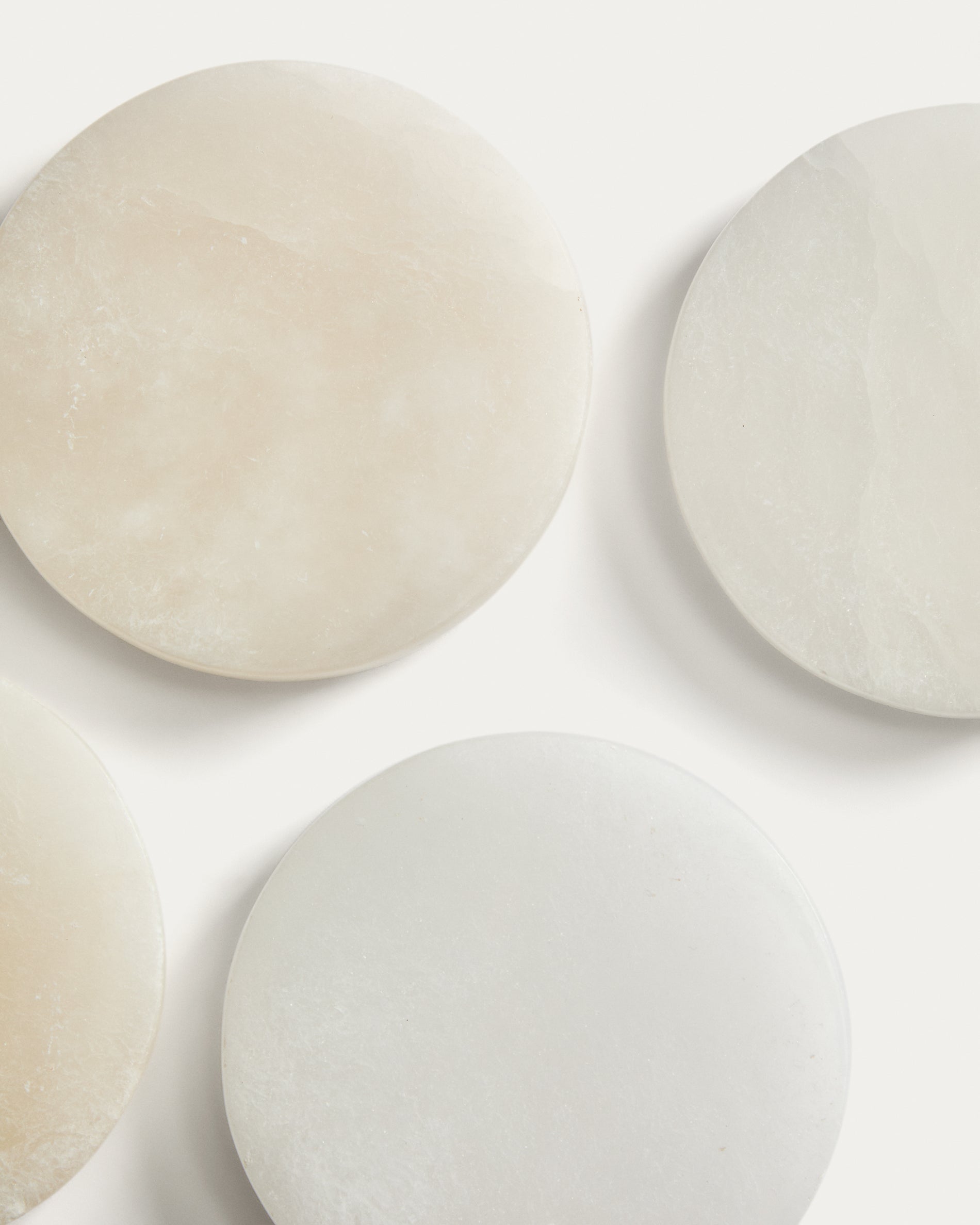 Noreli set of 4 alabaster coasters - Detail