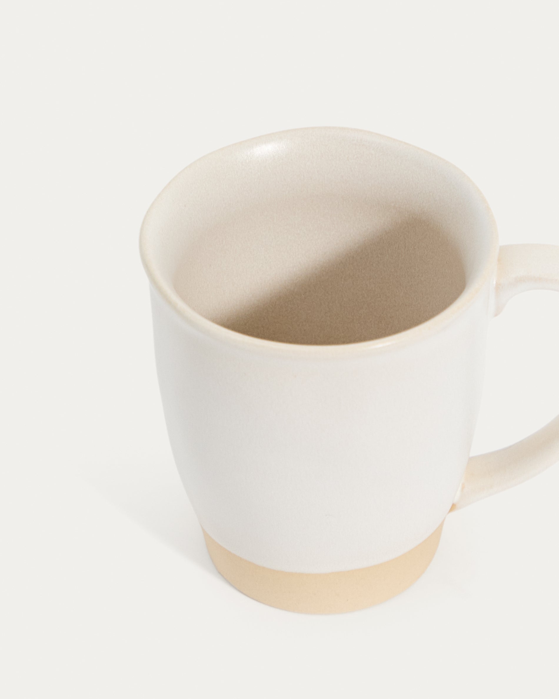 Beige Azir ceramic mug - Detail